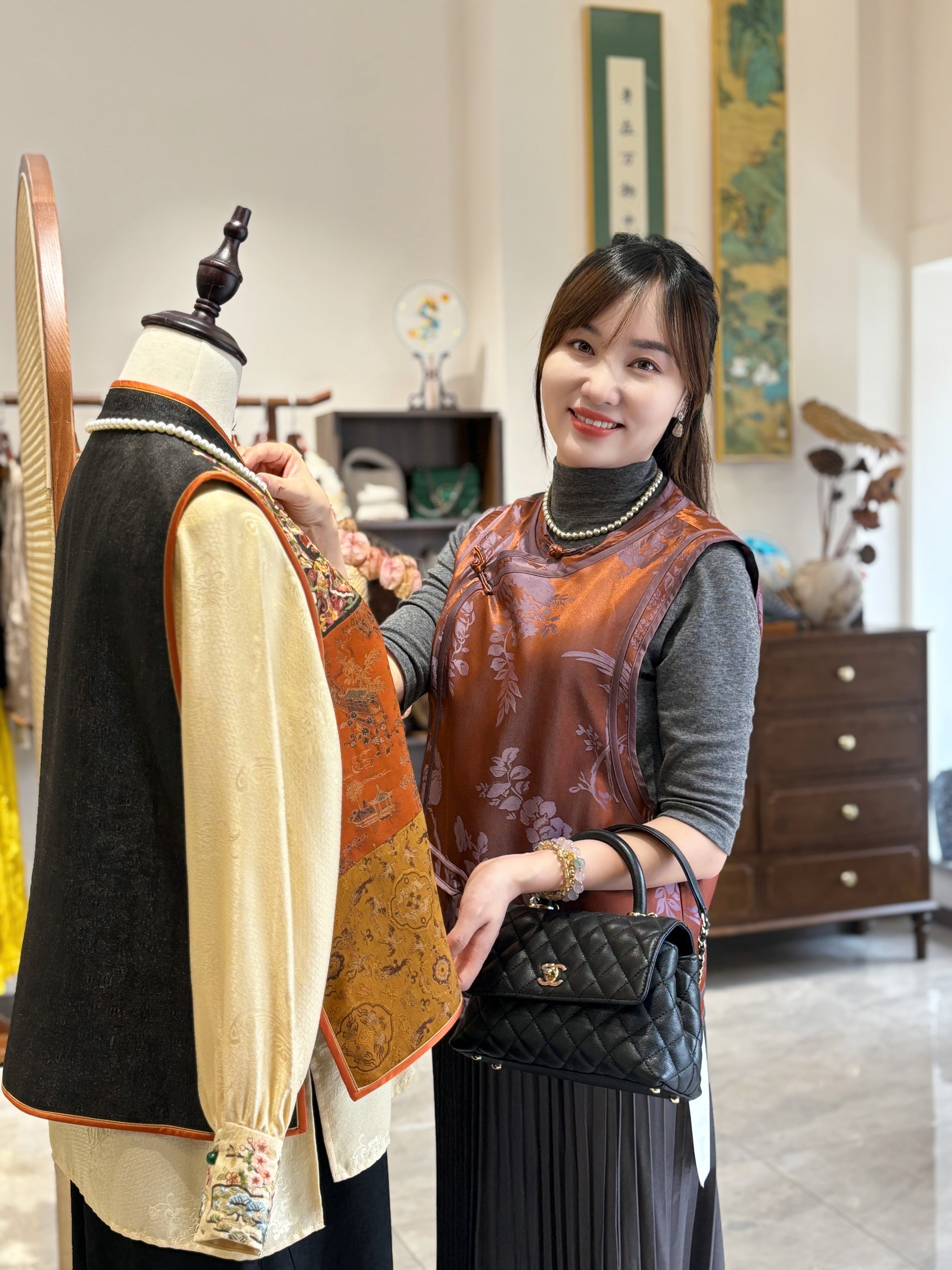 Purple Viscose Jacquard Vest – Modern Heritage Elegance by LUXE ORIENTA - Luxe Orienta CO., LIMITED