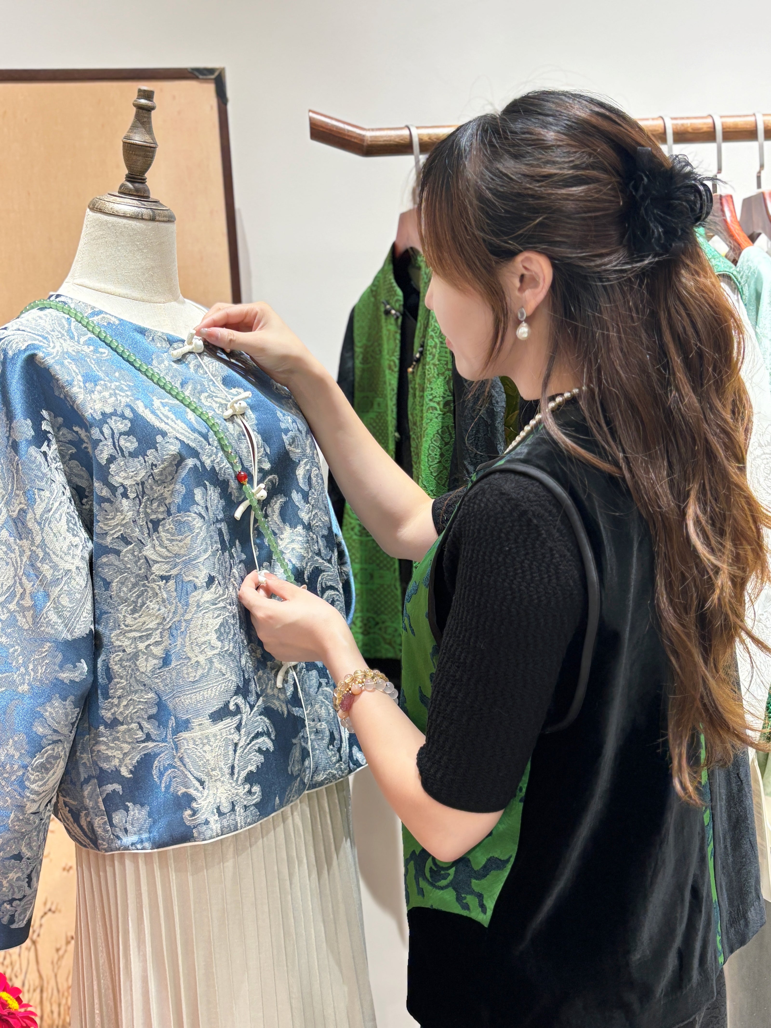 Green Velvet Vest | Luxe Orienta Modern Chinese Luxury Vest - Luxe Orienta CO., LIMITED