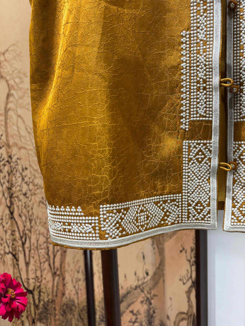 Yellow Viscose Xiangyunsha Vest – Timeless Oriental Radiance by LUXE ORIENTA - Luxe Orienta CO., LIMITED