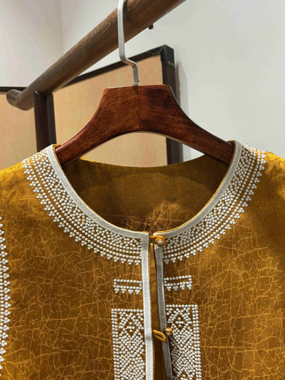 Yellow Viscose Xiangyunsha Vest – Timeless Oriental Radiance by LUXE ORIENTA - Luxe Orienta CO., LIMITED