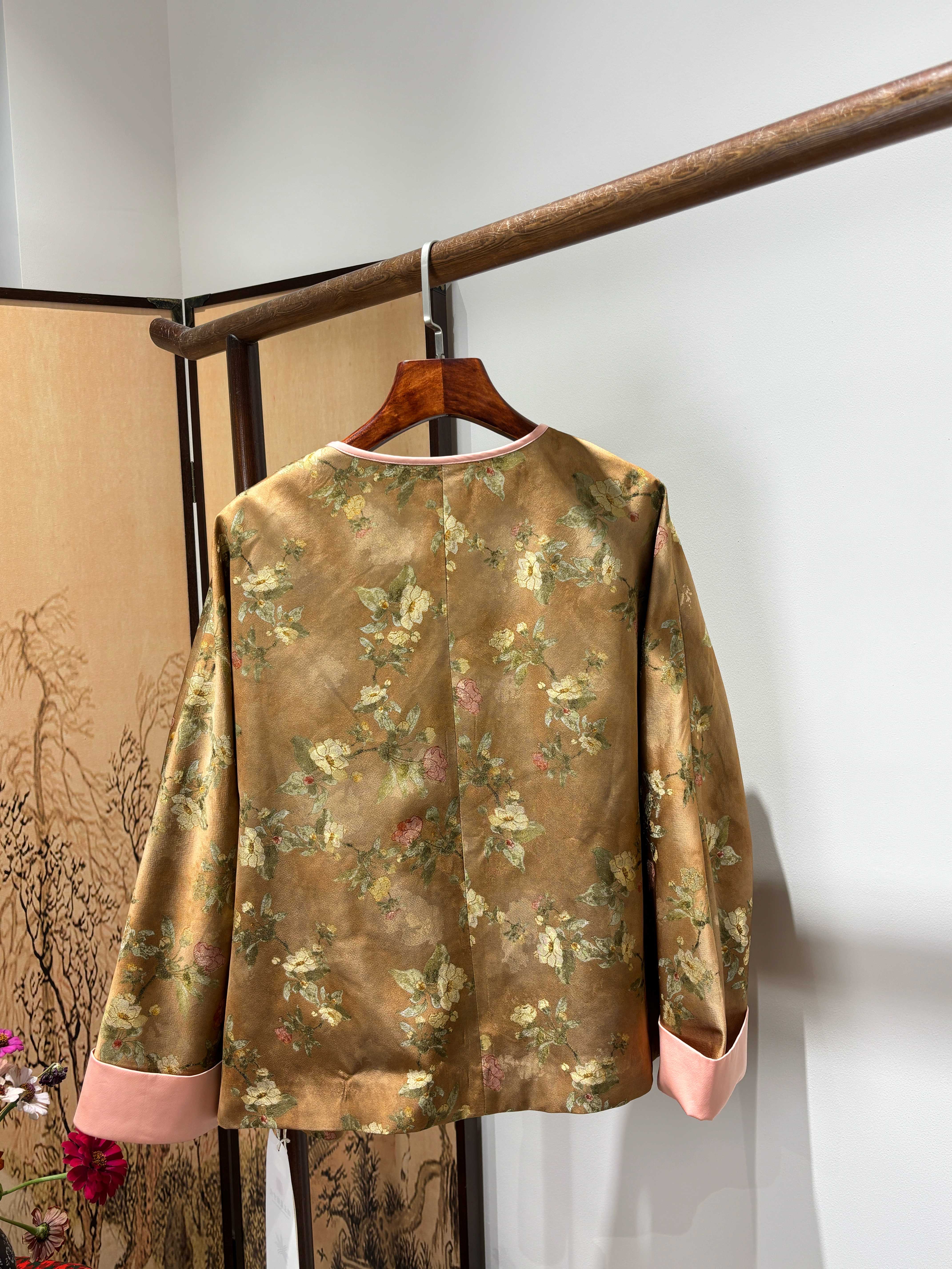 Yellow Viscose Printed Jacket – Radiant Modern Elegance by LUXE ORIENTA - Luxe Orienta CO., LIMITED