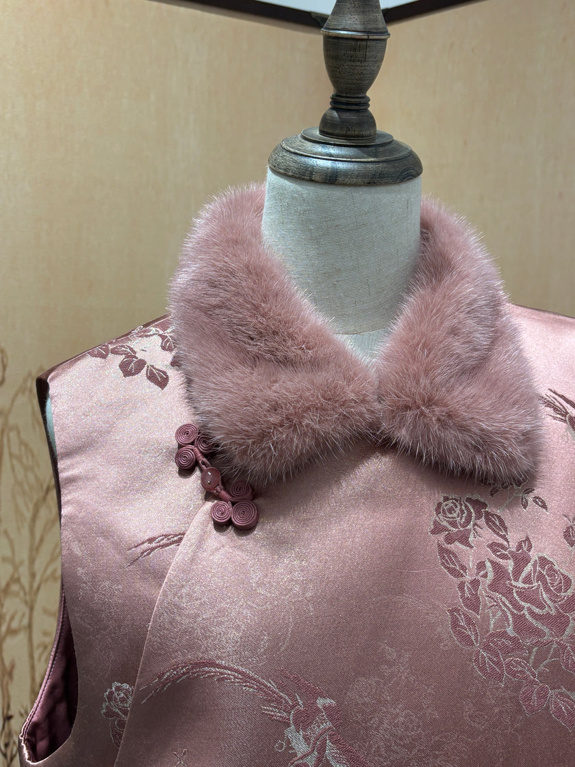 Blush Mulberry Silk Mink Vest - Luxe Orienta CO., LIMITED