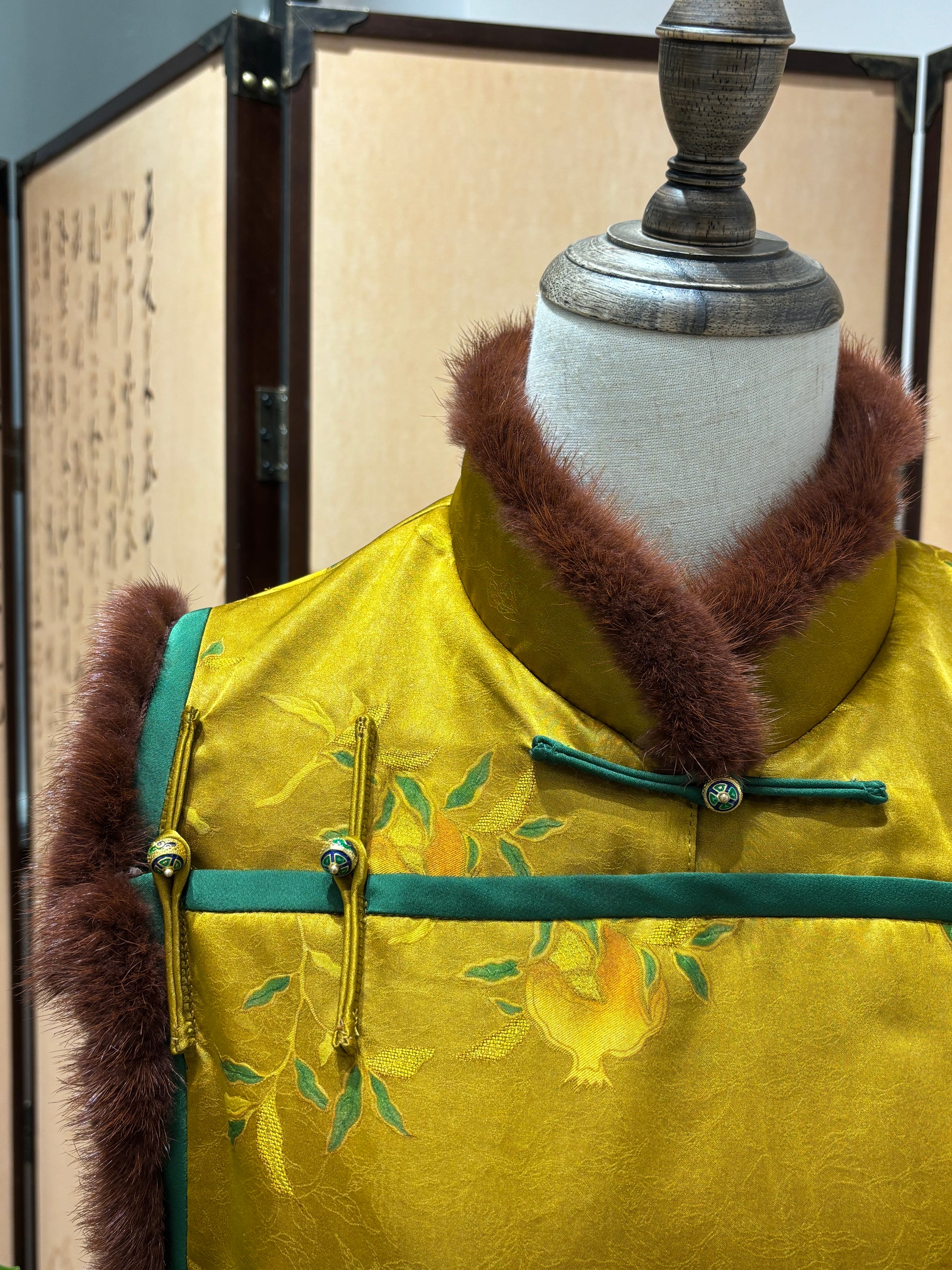 Golden Mulberry Silk Mink Vest with Pomegranate Motif - Luxe Orienta CO., LIMITED