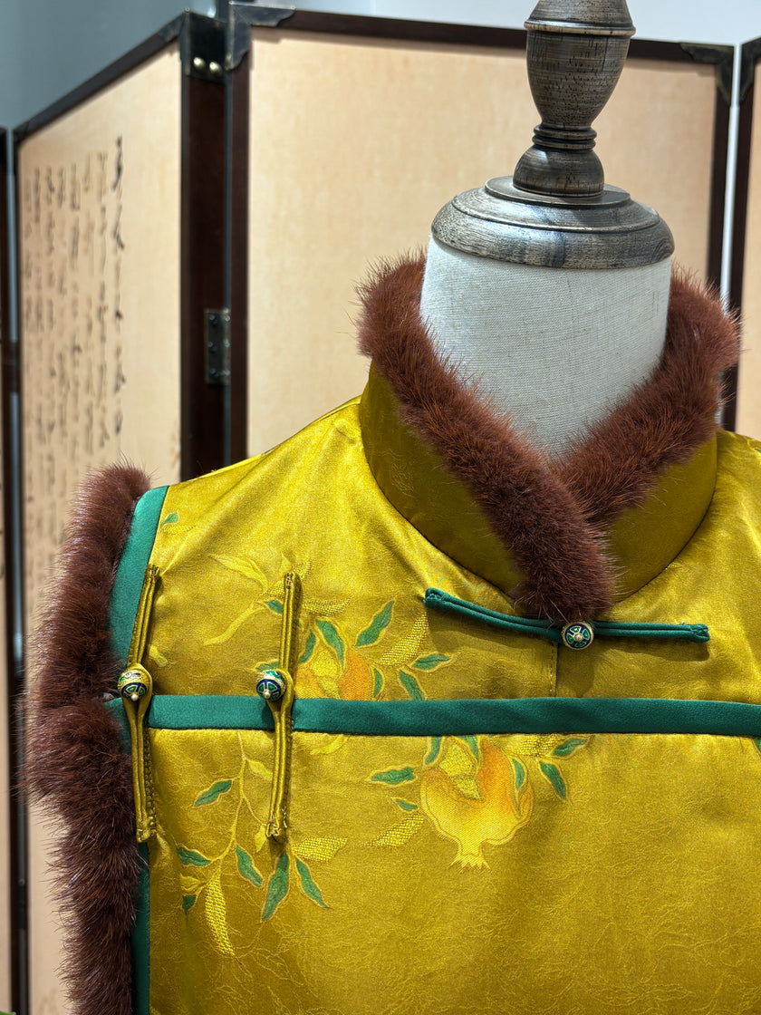 Golden Mulberry Silk Mink Vest with Pomegranate Motif - Luxe Orienta CO., LIMITED