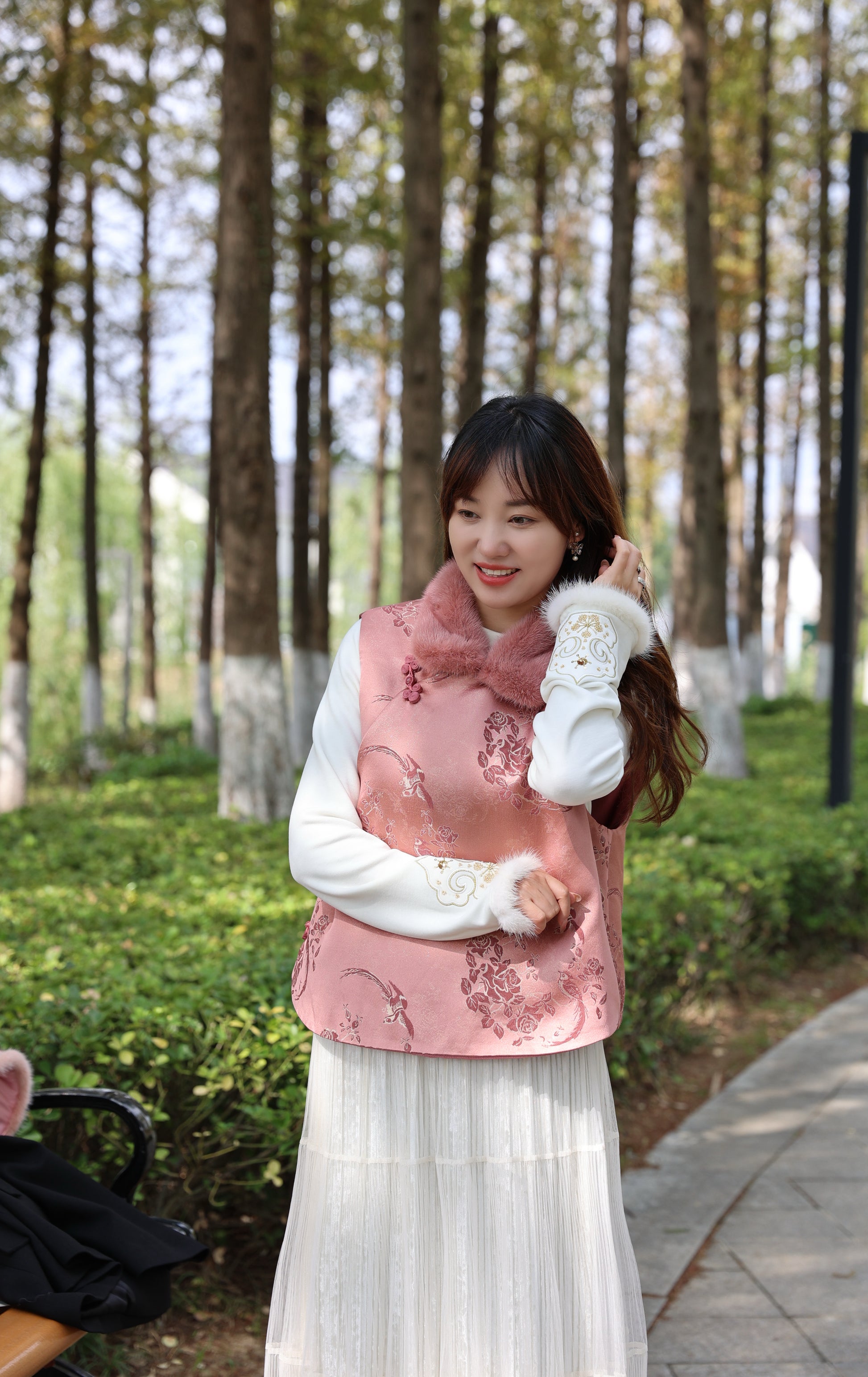 Blush Mulberry Silk Mink Vest - Luxe Orienta CO., LIMITED