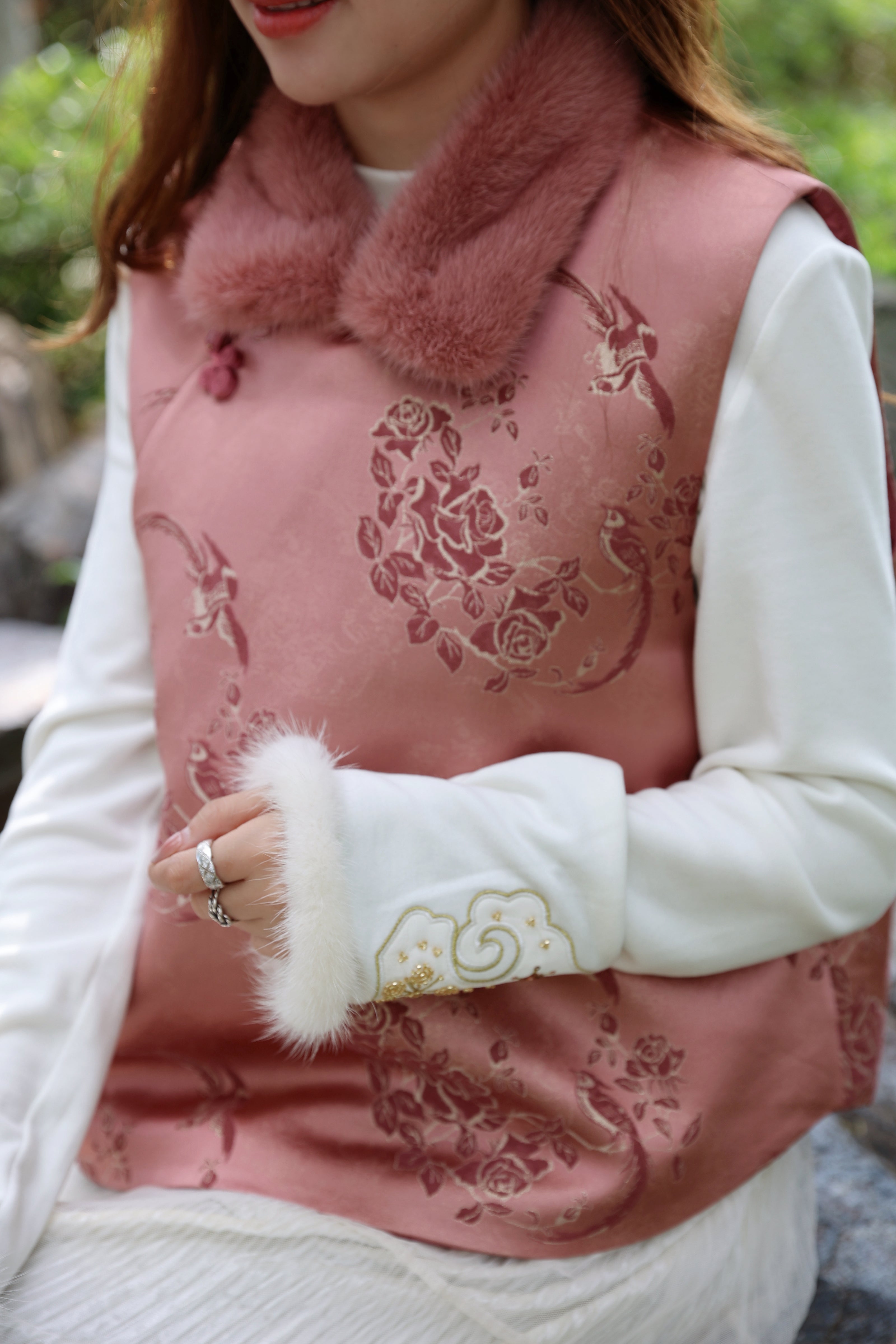 Blush Mulberry Silk Mink Vest - Luxe Orienta CO., LIMITED