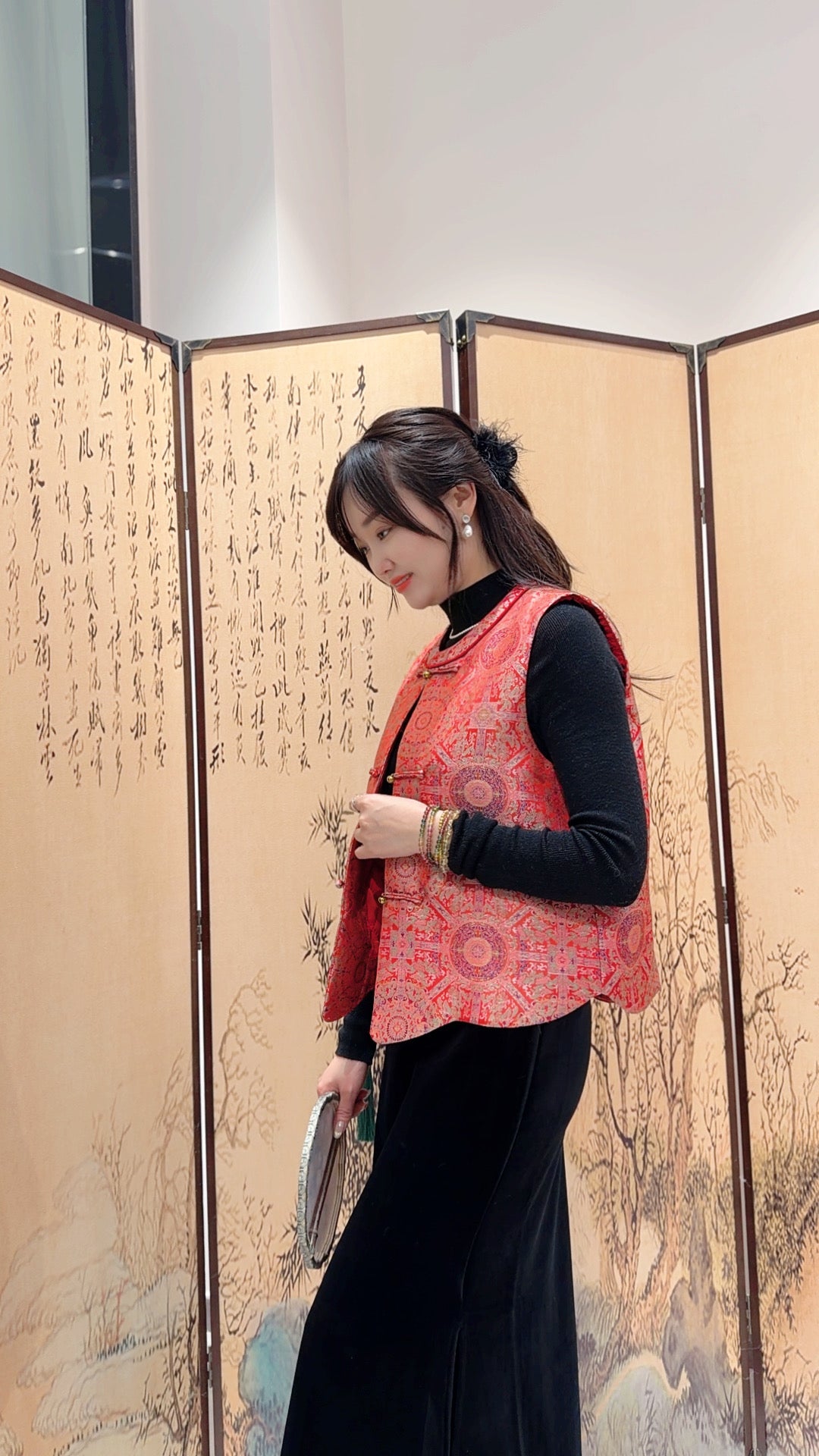Red Song Brocade Vest with Knot Buttons | Modern Chinese Heritage - Luxe Orienta CO., LIMITED