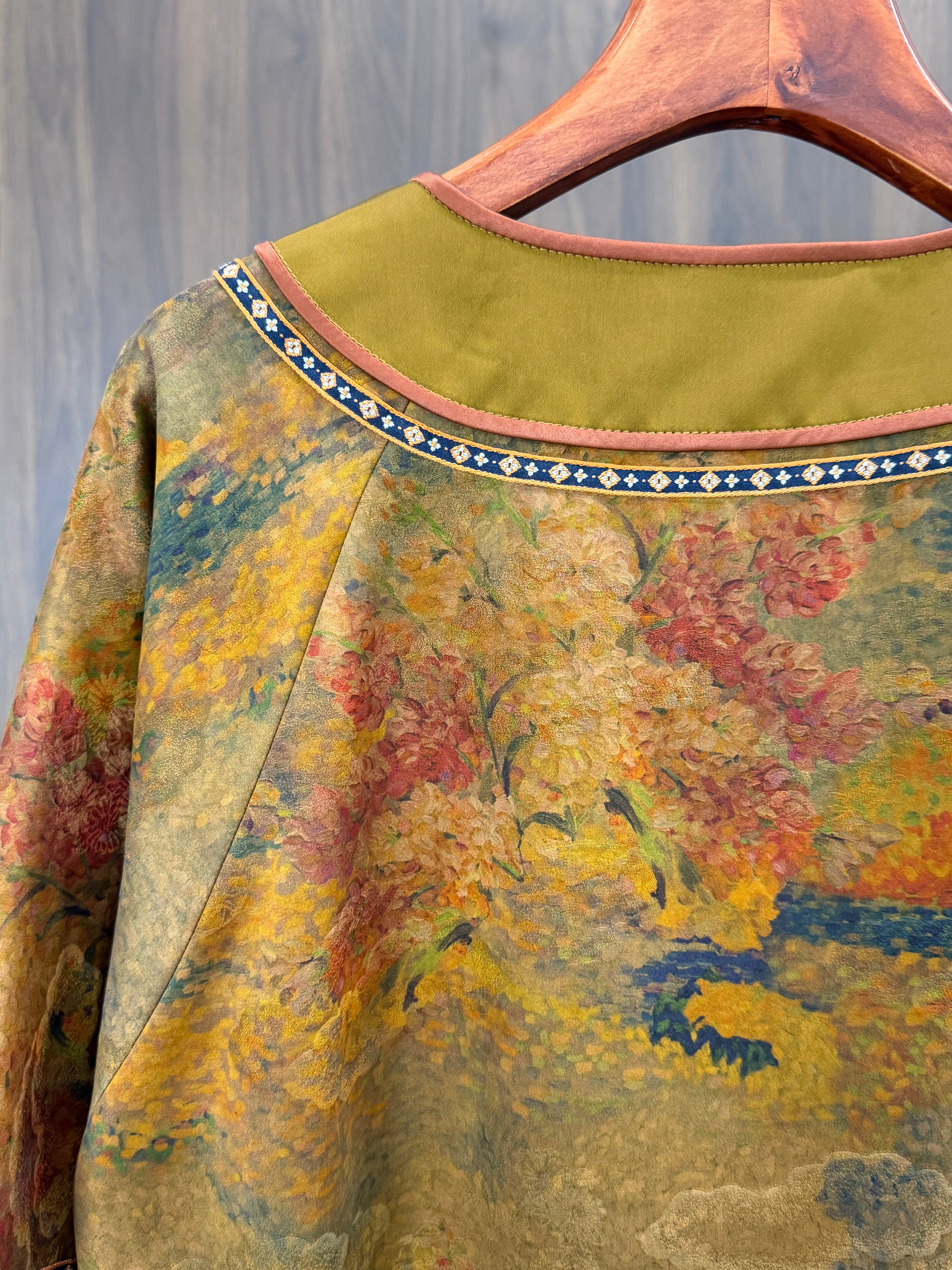 100% Mulberry Silk Printed Frog Button Jacket | Modern Chinese Embroidered Silk Top - Luxe Orienta CO., LIMITED