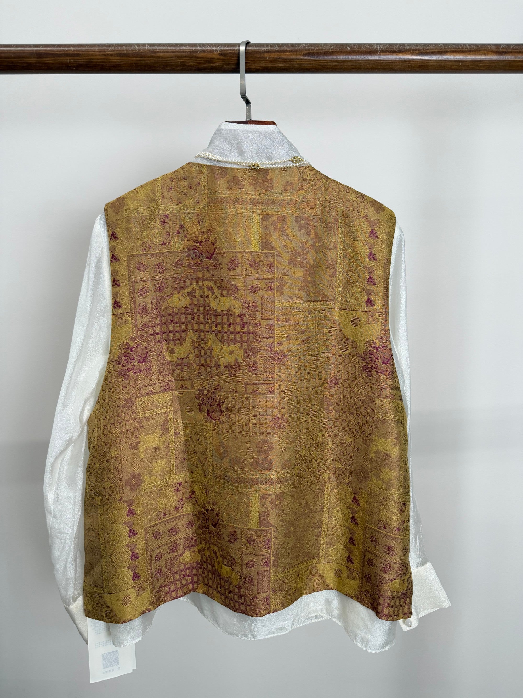Golden Song Brocade Beaded Floral Vest | Mulberry Silk Modern Chinese Style Waistcoat - Luxe Orienta CO., LIMITED