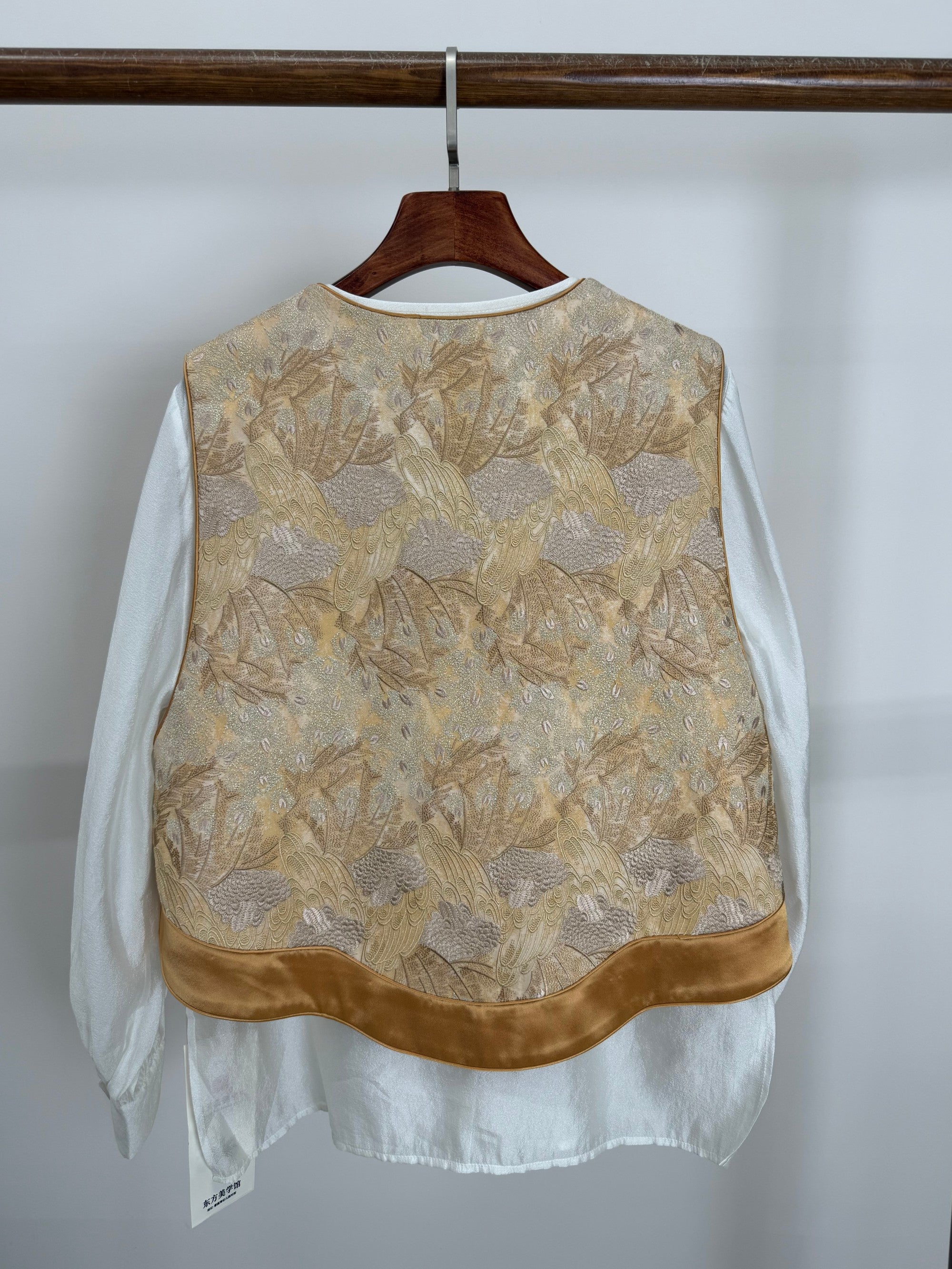 Golden Phoenix Jacquard Brocade Vest with Wave Hem | Modern Chinese Elegance - Luxe Orienta CO., LIMITED