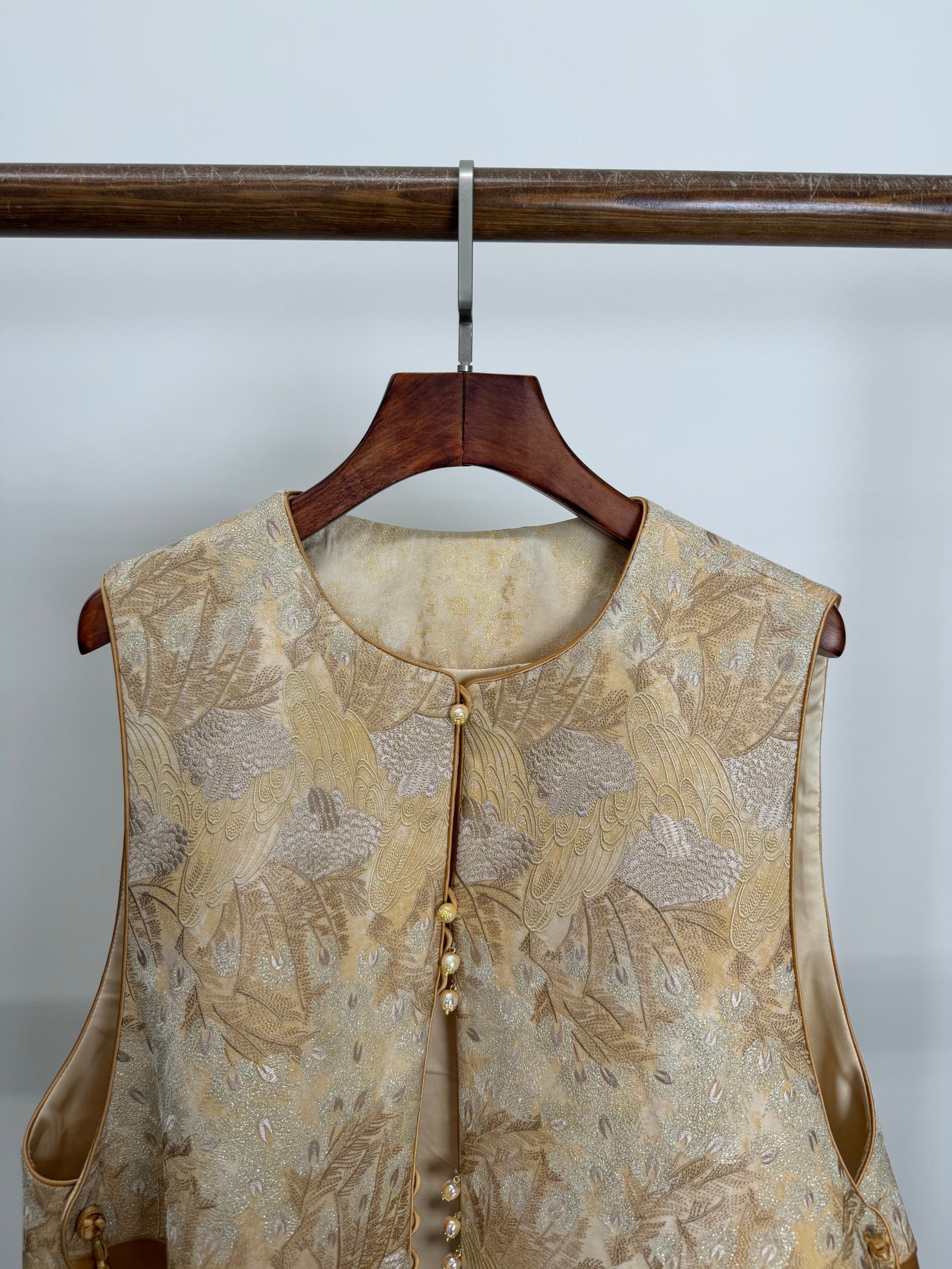 Golden Phoenix Jacquard Brocade Vest with Wave Hem | Modern Chinese Elegance - Luxe Orienta CO., LIMITED