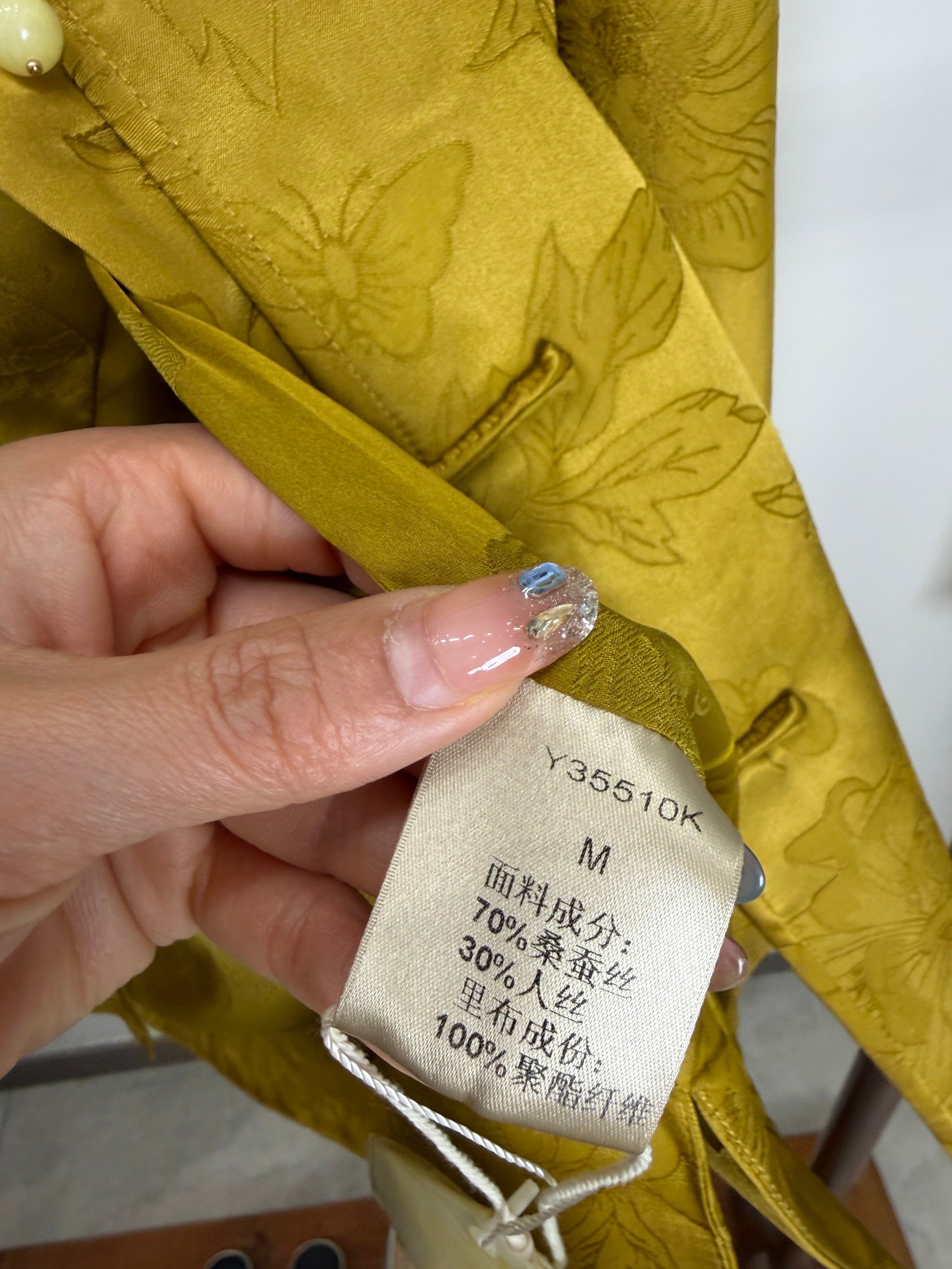 Golden Peony & Butterfly Silk Jacquard Tang Jacket | Mulberry Silk Frog Button Round Neck Jacket - Luxe Orienta CO., LIMITED