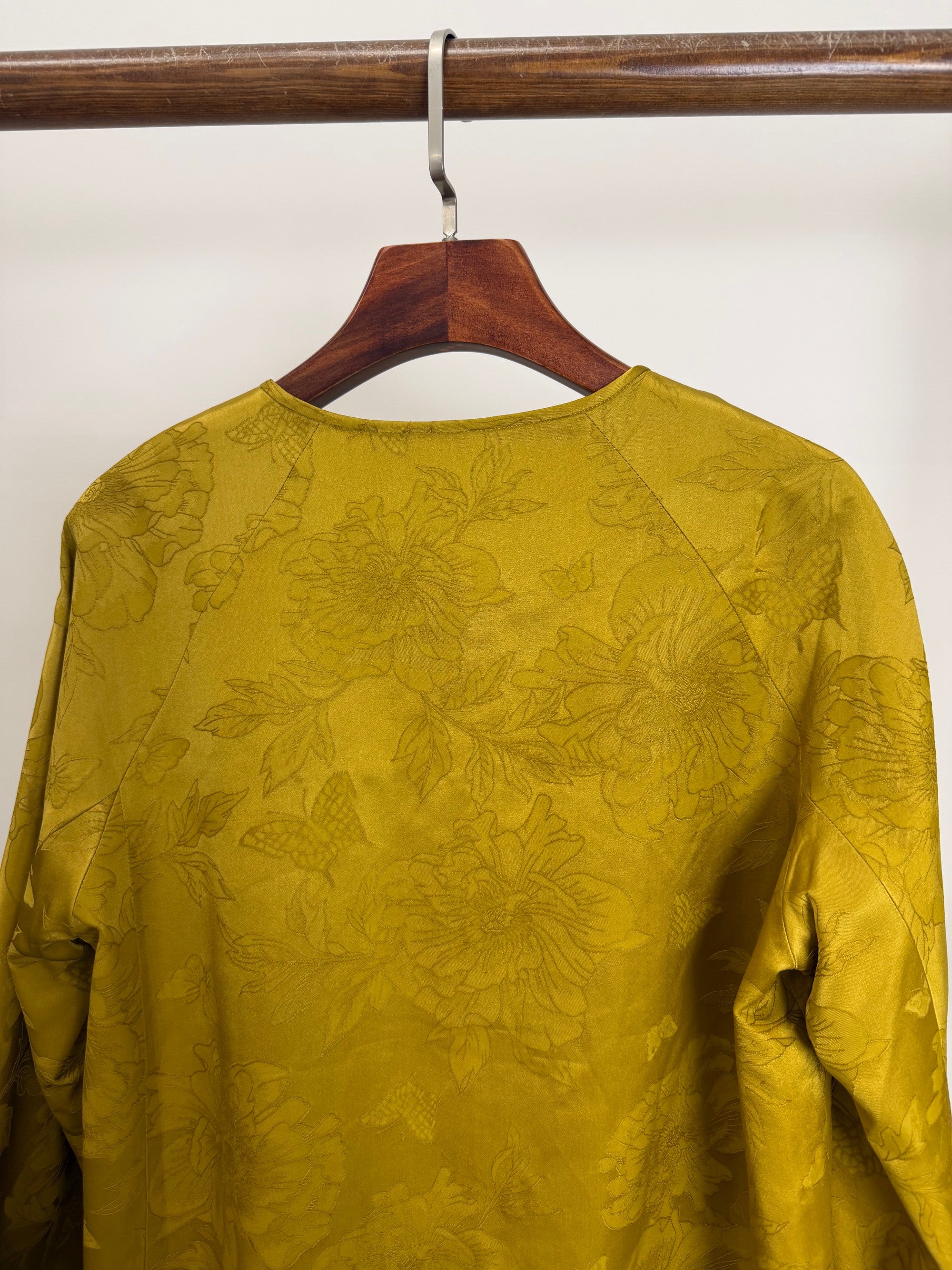 Golden Peony & Butterfly Silk Jacquard Tang Jacket | Mulberry Silk Frog Button Round Neck Jacket - Luxe Orienta CO., LIMITED