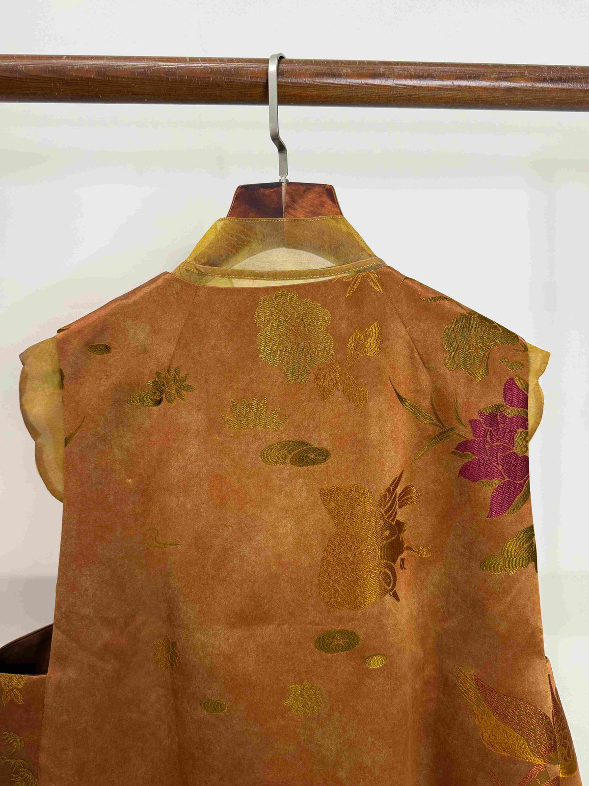 LUXE ORIENTA – Mulberry Silk Jacquard Layered Vest in Amber Bronze
