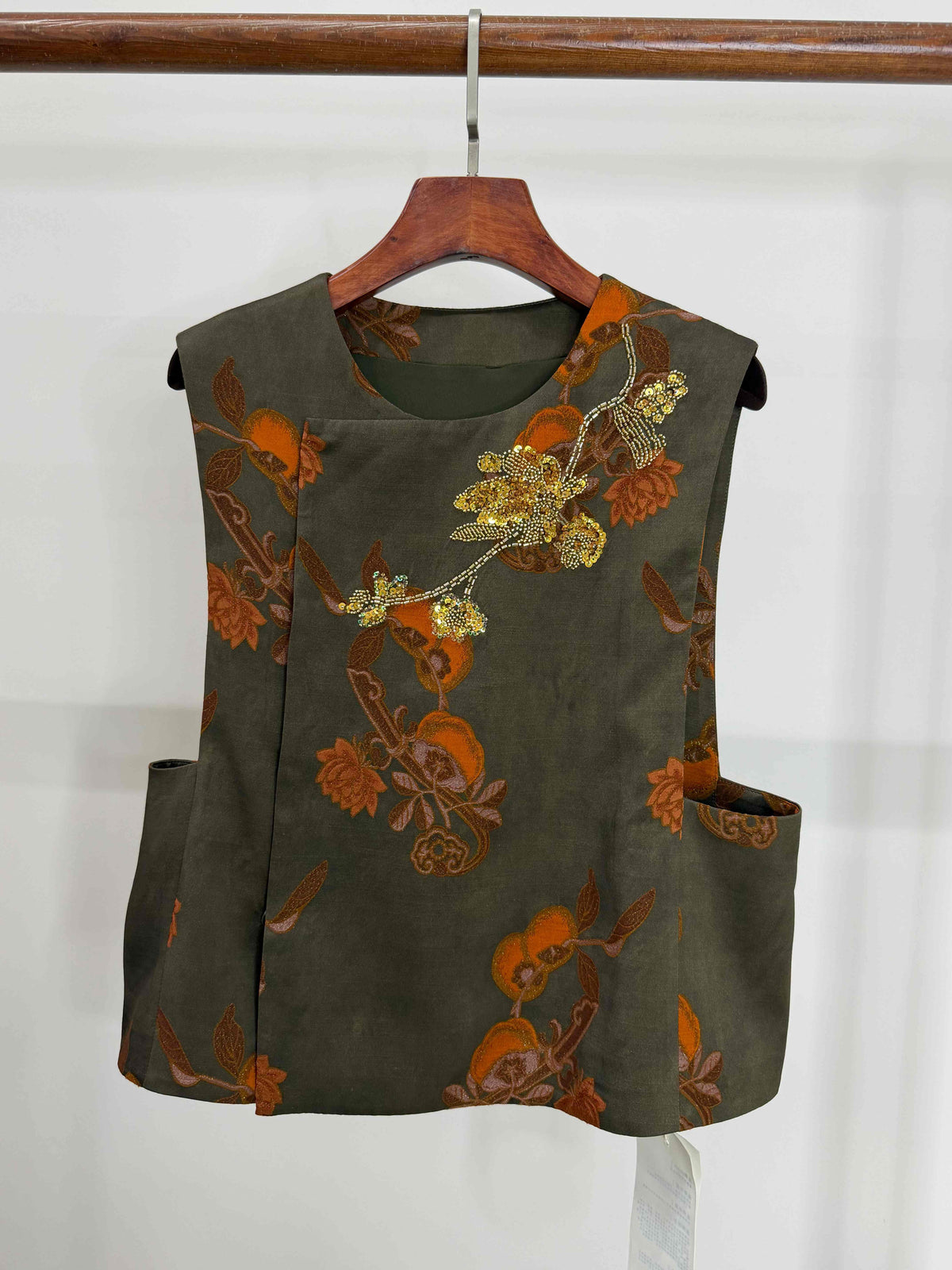LUXE ORIENTA – Green Persimmon Jacquard Layered Vest