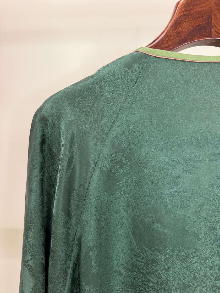 LUXE ORIENTA – Silk Xiangyun Guansha Cardigan Jacket in Pine Green