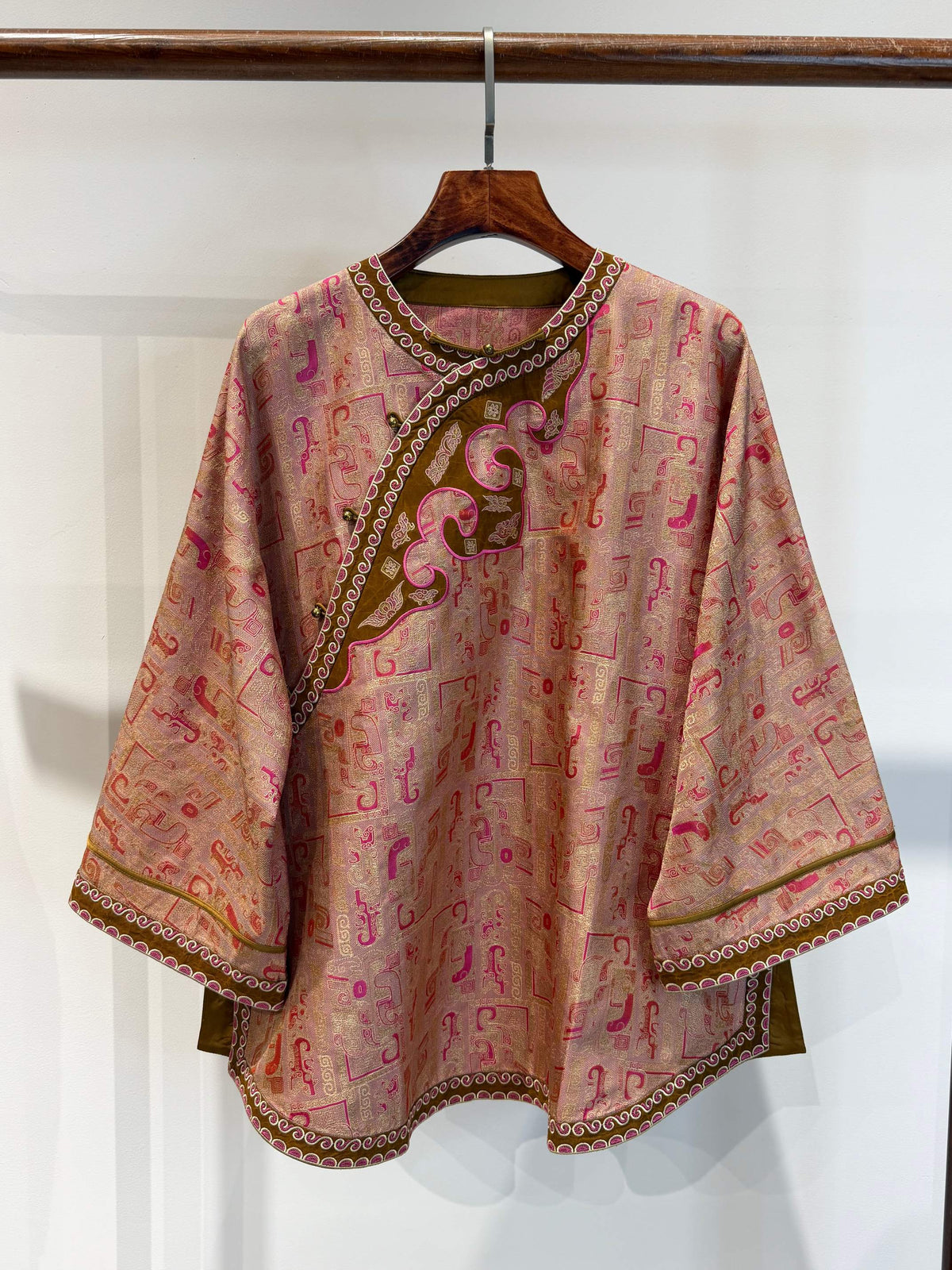 Pure Mulberry Silk Song Brocade Heritage Blouse in Dusty Rose & Olive Gold - Luxe Orienta CO., LIMITED