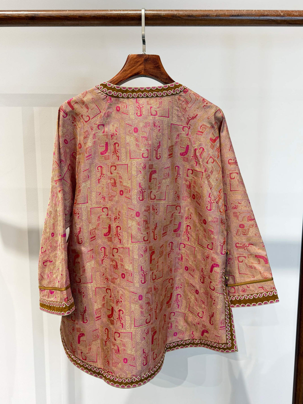 Pure Mulberry Silk Song Brocade Heritage Blouse in Dusty Rose & Olive Gold - Luxe Orienta CO., LIMITED