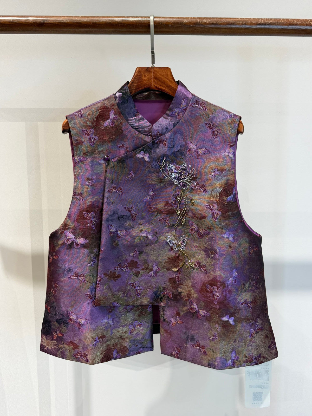 Imperial Violet Butterfly Metallic Jacquard Silk-Wool Vest with Beaded Embroidery - Luxe Orienta CO., LIMITED