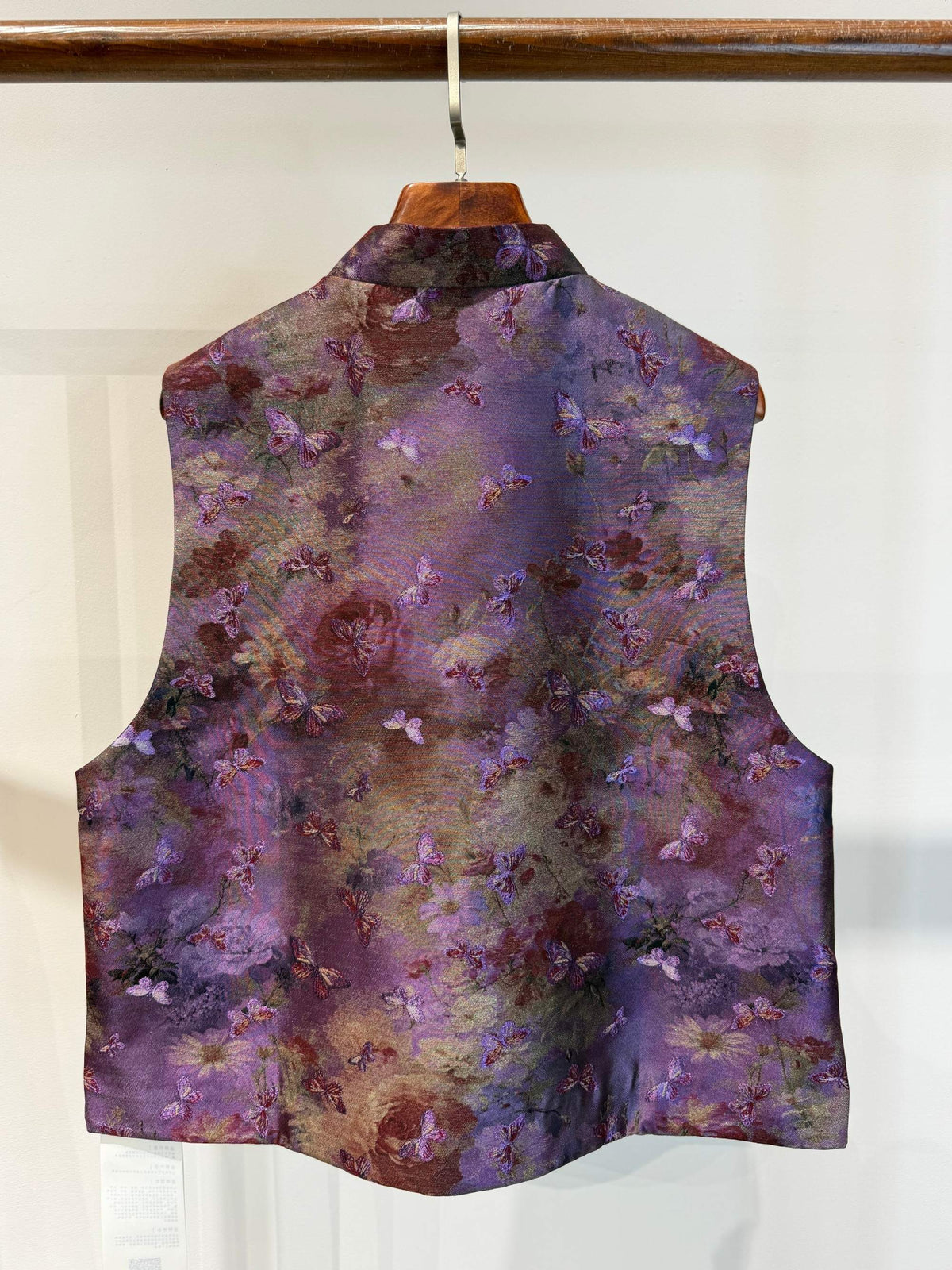 Imperial Violet Butterfly Metallic Jacquard Silk-Wool Vest with Beaded Embroidery - Luxe Orienta CO., LIMITED