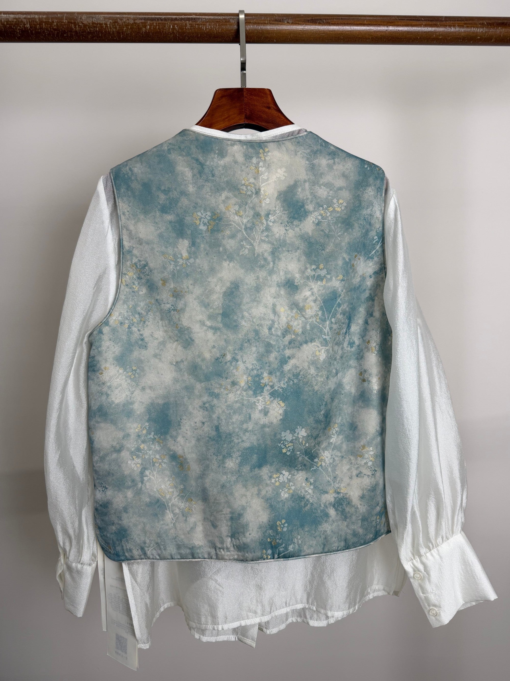 blue embroidered phoenix vest modern chinese fashion