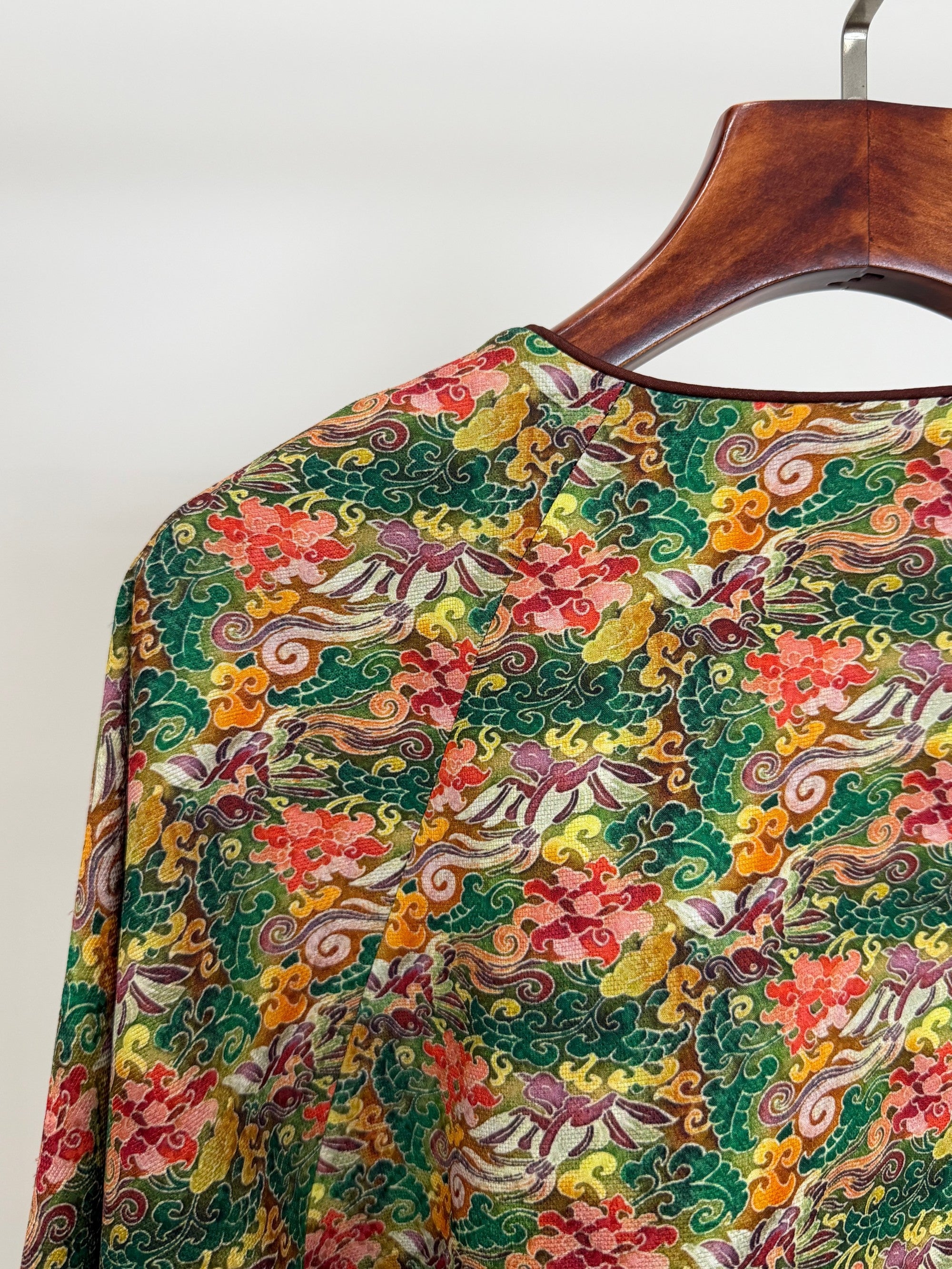 green xiangyunsha silk jacket phoenix embroidery