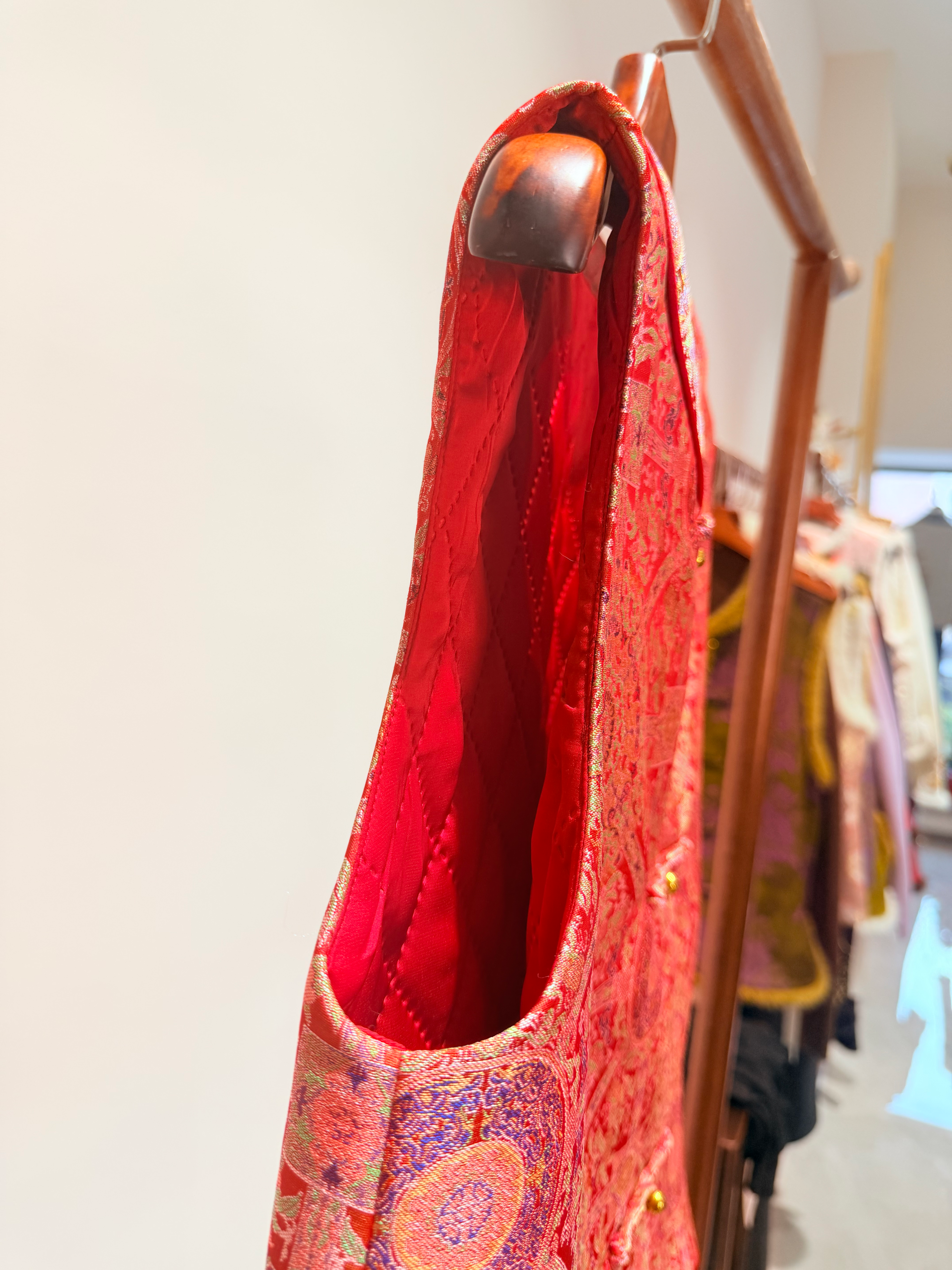 Red Song Brocade Vest with Knot Buttons | Modern Chinese Heritage - Luxe Orienta CO., LIMITED