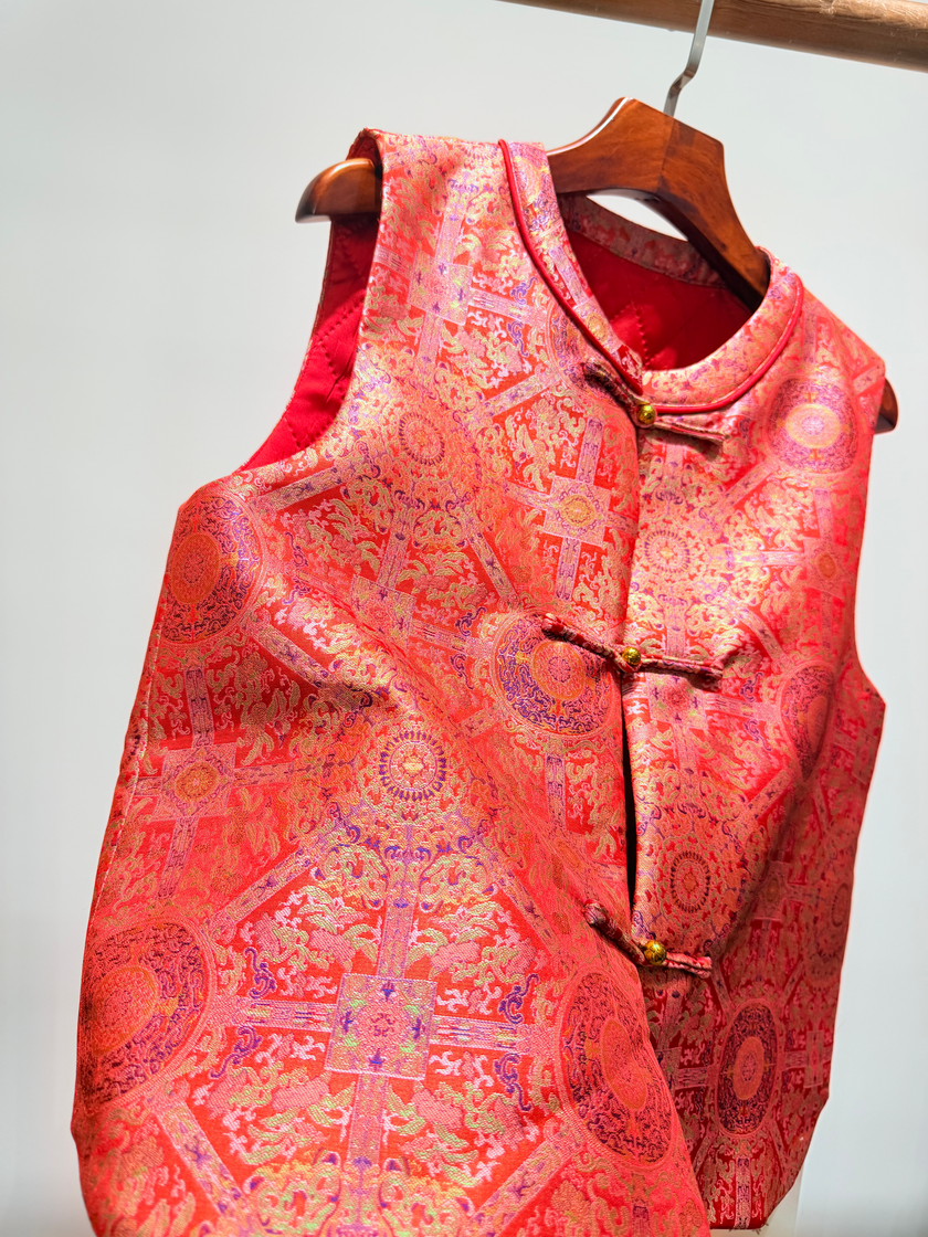 Red Song Brocade Vest with Knot Buttons | Modern Chinese Heritage - Luxe Orienta CO., LIMITED