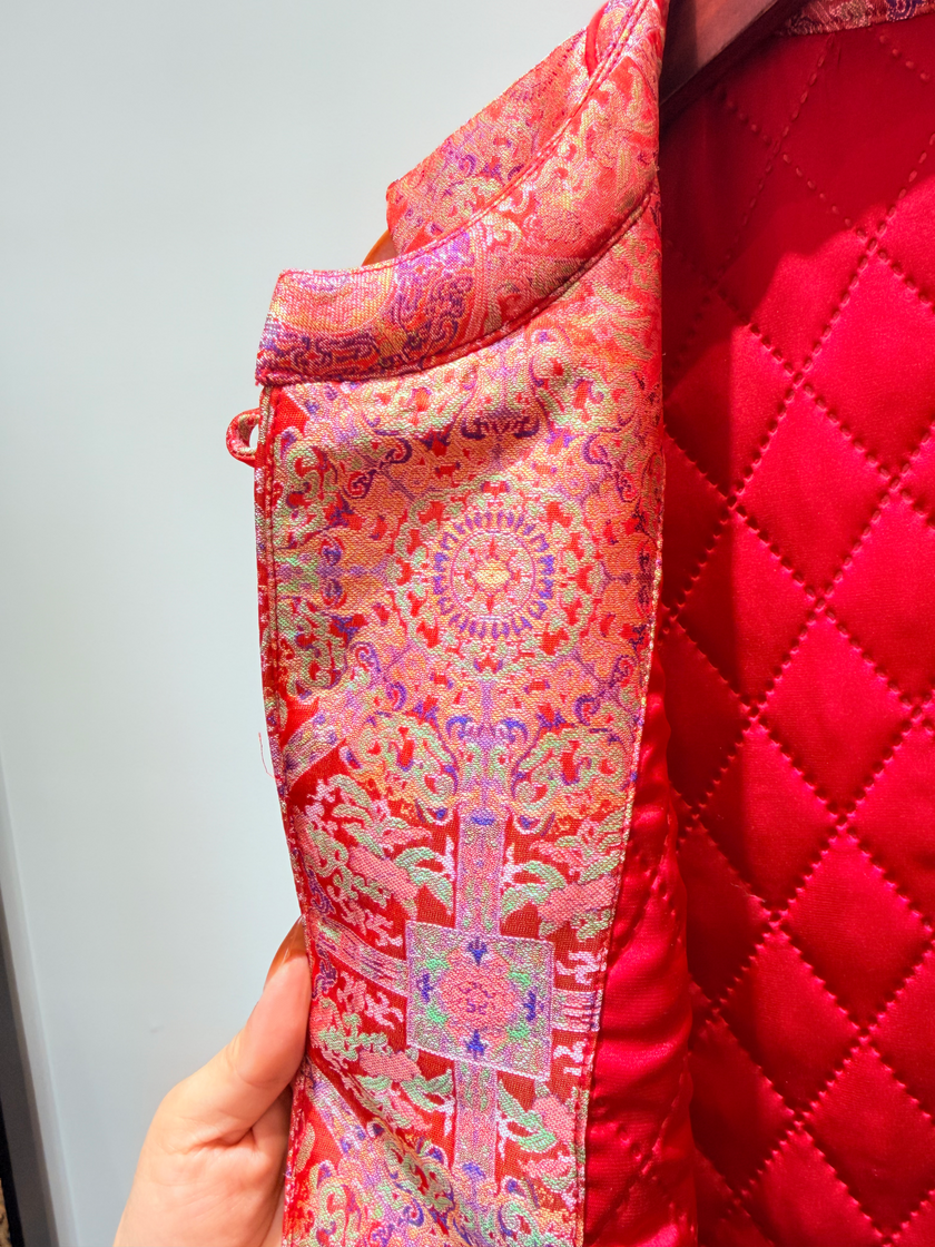 Red Song Brocade Vest with Knot Buttons | Modern Chinese Heritage - Luxe Orienta CO., LIMITED
