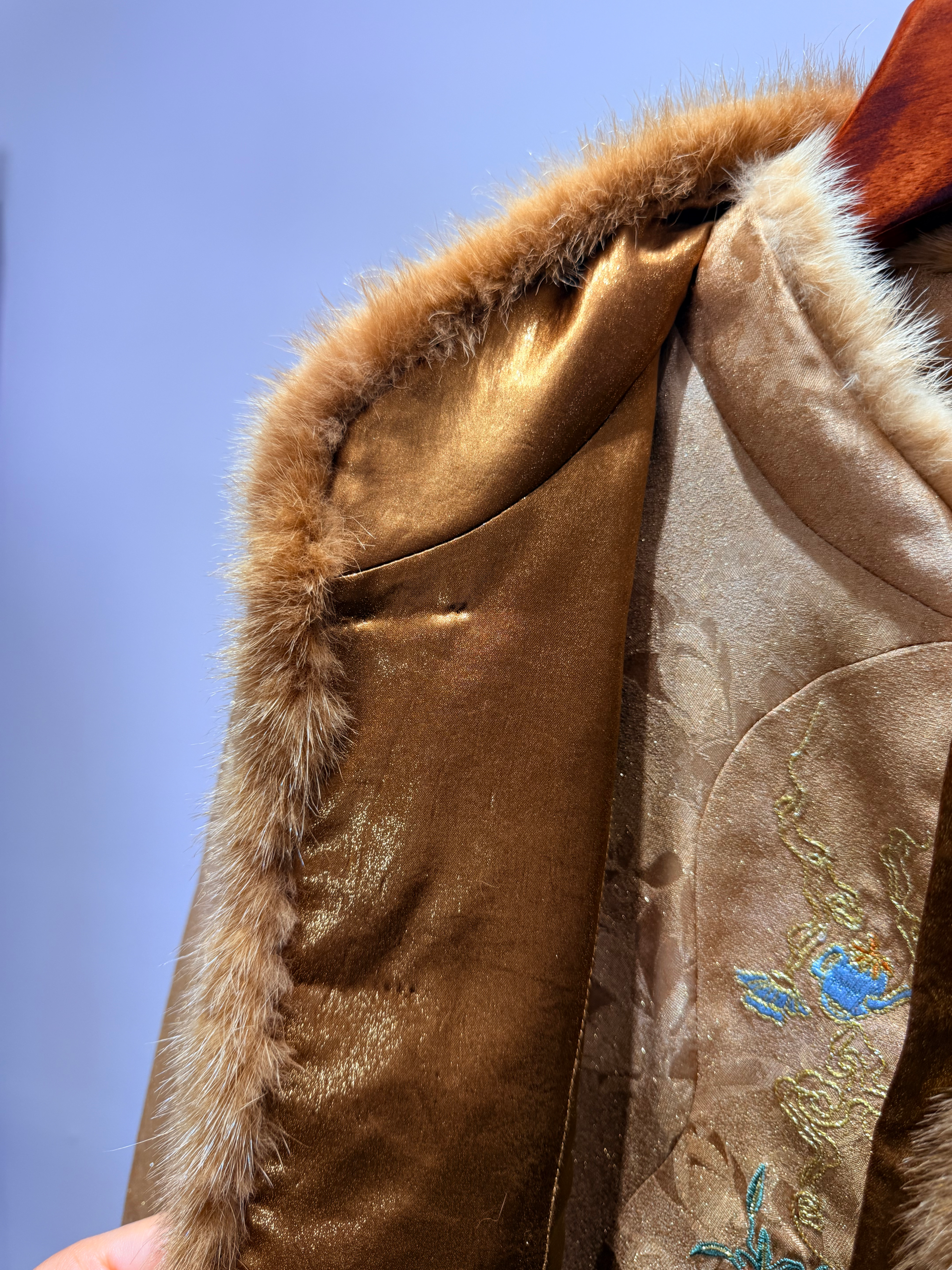 Golden Acetate Embroidered Mink-Trim Vest & Inner Set | Modern Oriental Luxury