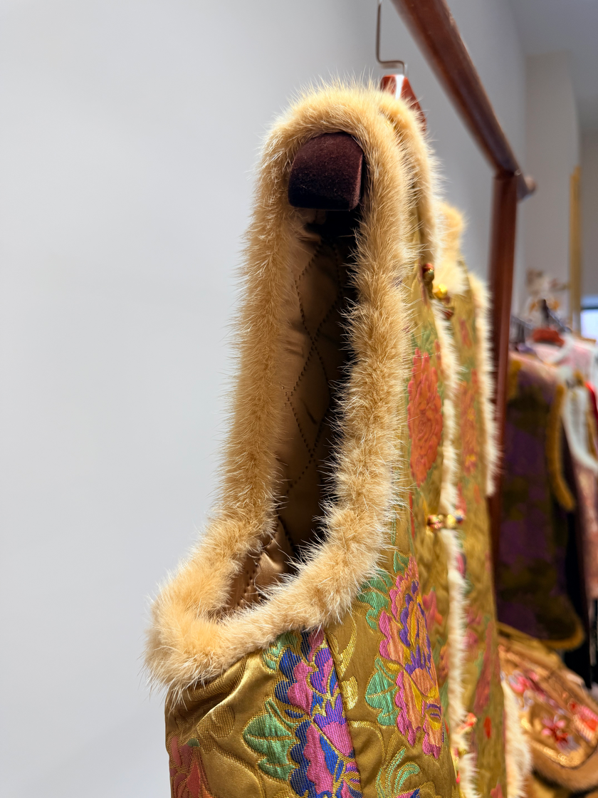 Golden Peony Embroidered Viscose Vest | Modern Chinese Elegance