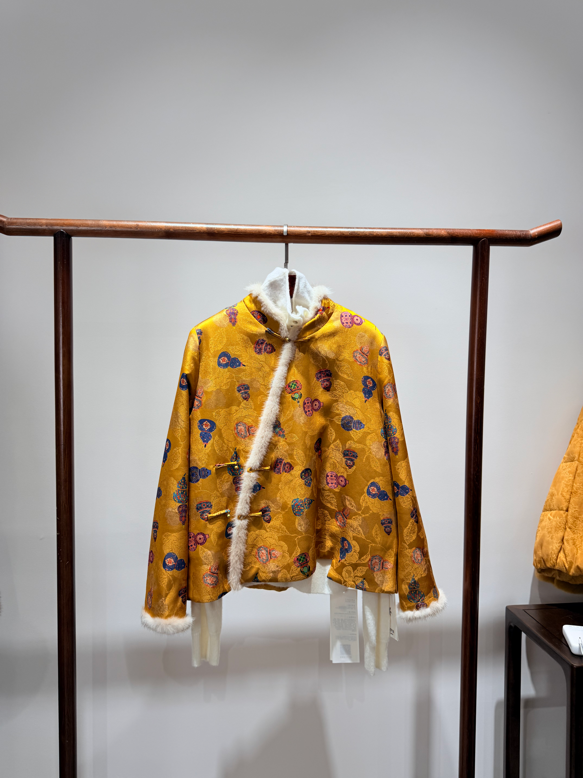 Golden Viscose-Wool Coat with Gourd Motif & White Wool Knit Set | Modern Oriental Elegance