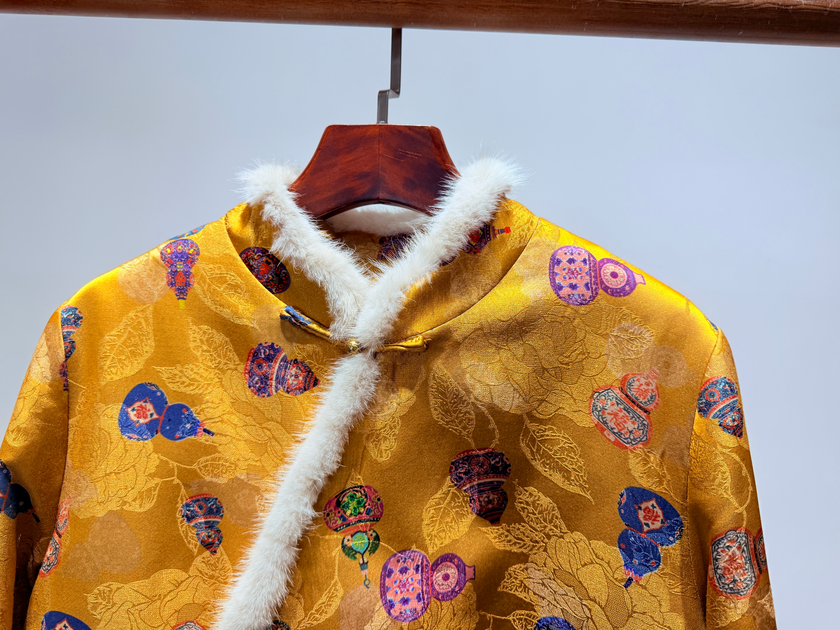 Golden Viscose-Wool Coat with Gourd Motif & White Wool Knit Set | Modern Oriental Elegance