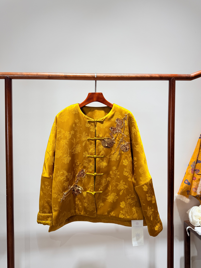 Golden Jacquard Sequin Embroidered Wool Coat | Modern Oriental Glamour - Luxe Orienta CO., LIMITED