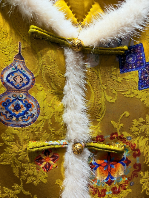 Golden Xiangyunsha Viscose Wool Coat | Timeless Modern Oriental Elegance