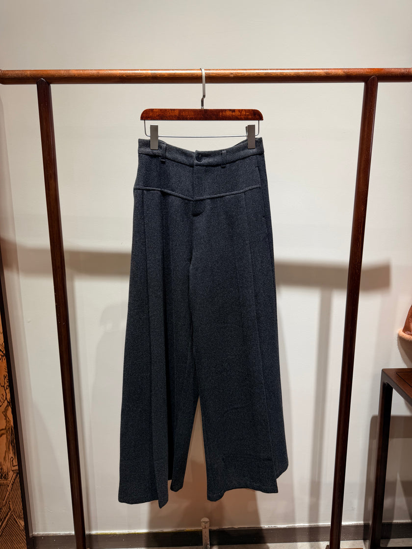 Grey Wool-Blend Wide-Leg Trousers | Modern Refined Elegance