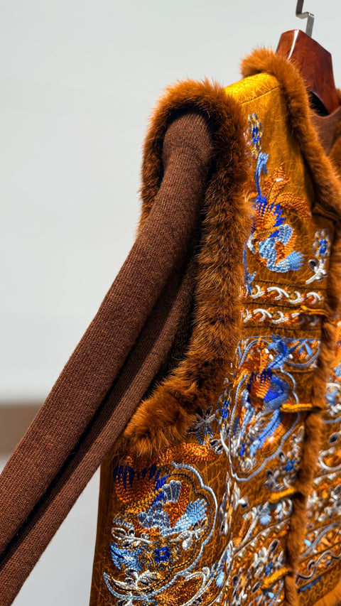 Brown 100% Rayon Cracked-Pattern Xiangyunsha Embroidered Vest + Brown Wool Base Top Set | Heritage Elegance in Layers