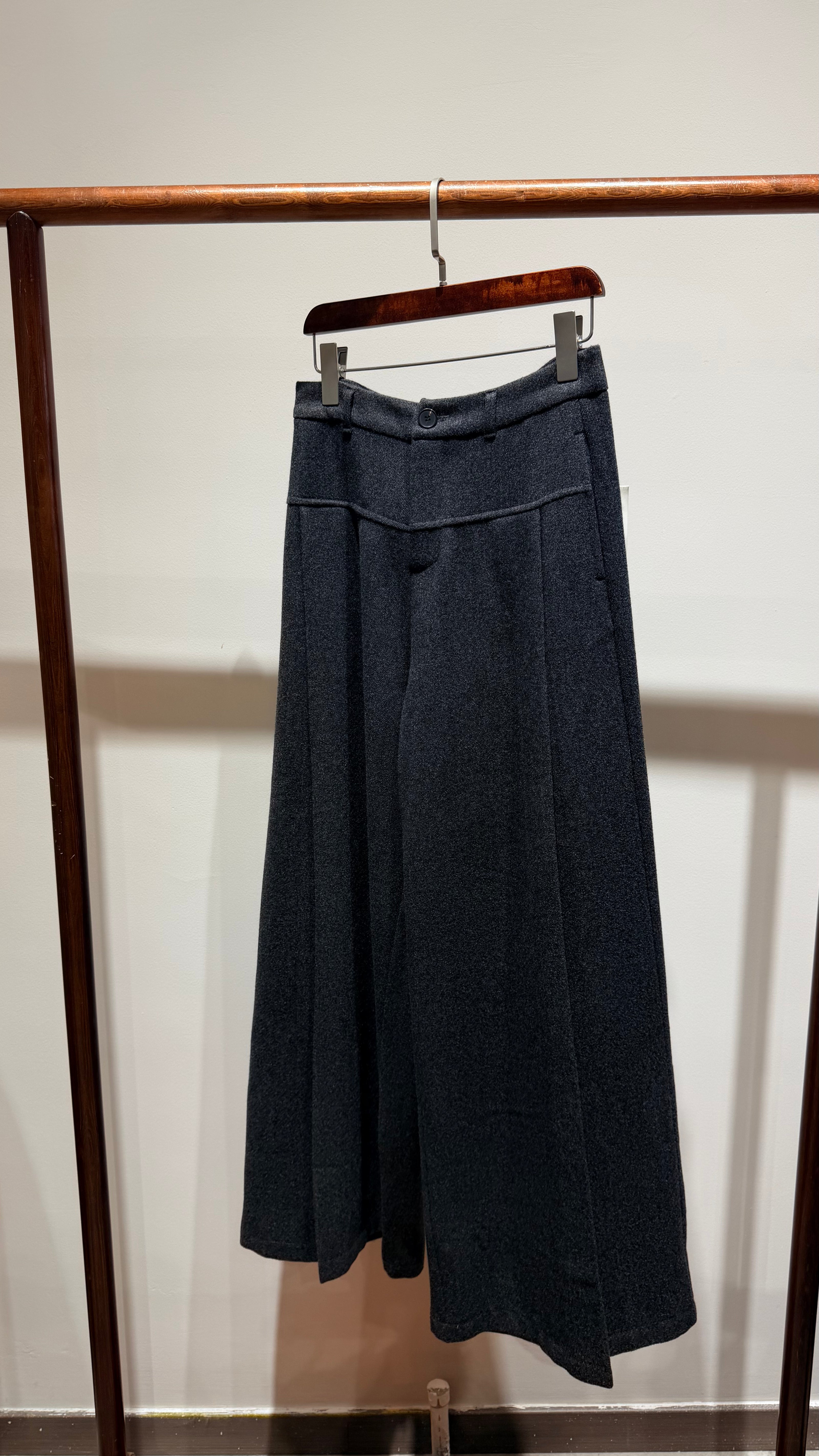 Grey Wool-Blend Wide-Leg Trousers | Modern Refined Elegance