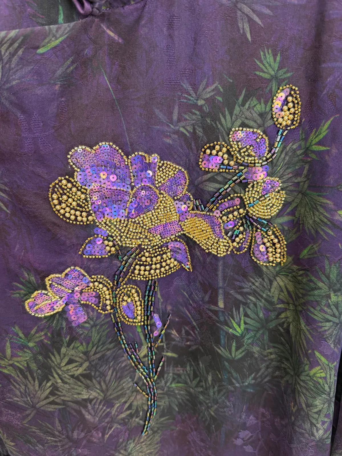 Purple Mulberry Silk Xiangyunsha Bamboo Printed & Peony Beaded Cheongsam Blouse - Luxe Orienta CO., LIMITED