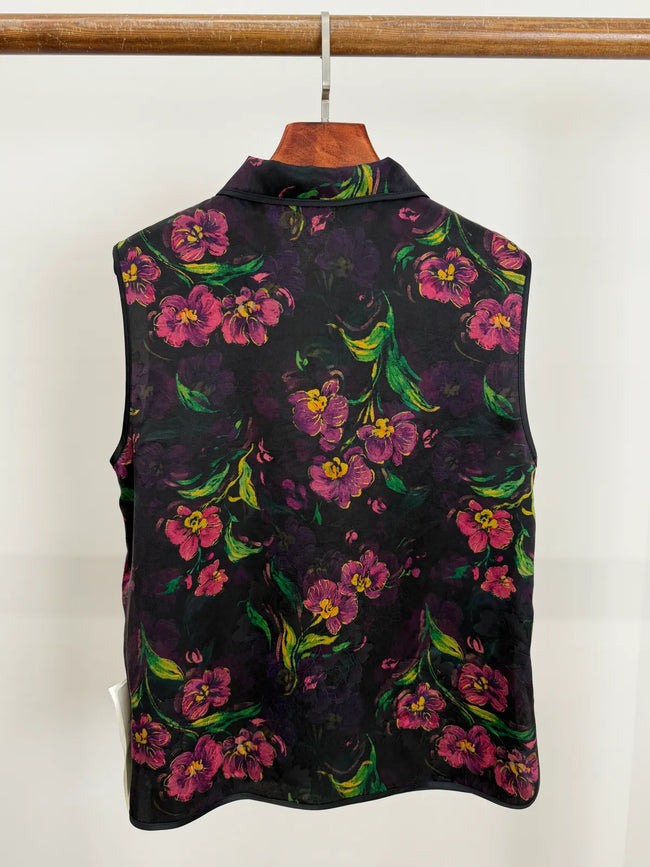 Floral-patterned sleeveless top 