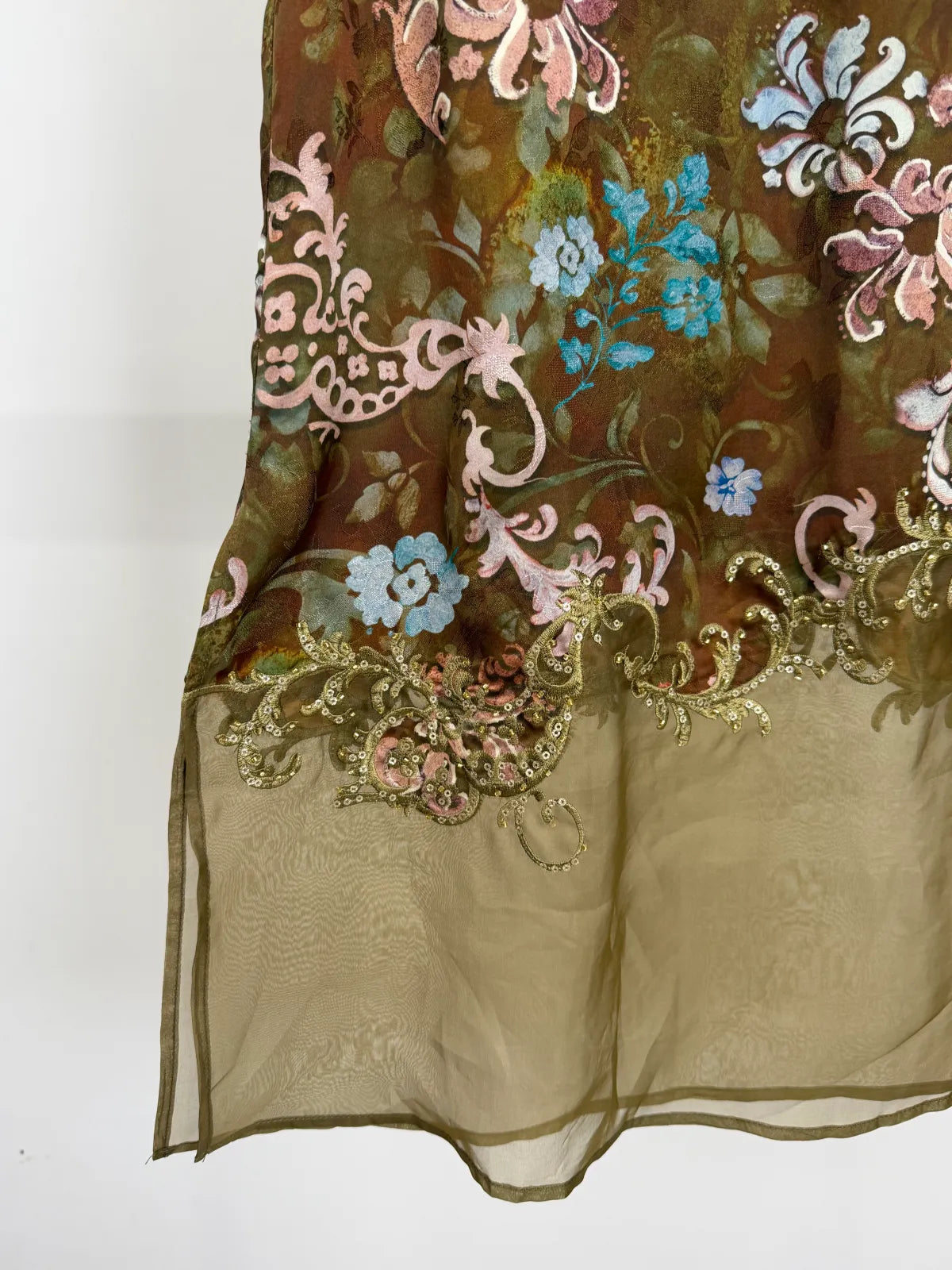 Green Embroidered  Blouse Organza Sleeveless with Floral Motif-Luxe Orienta - Luxe Orienta CO., LIMITED