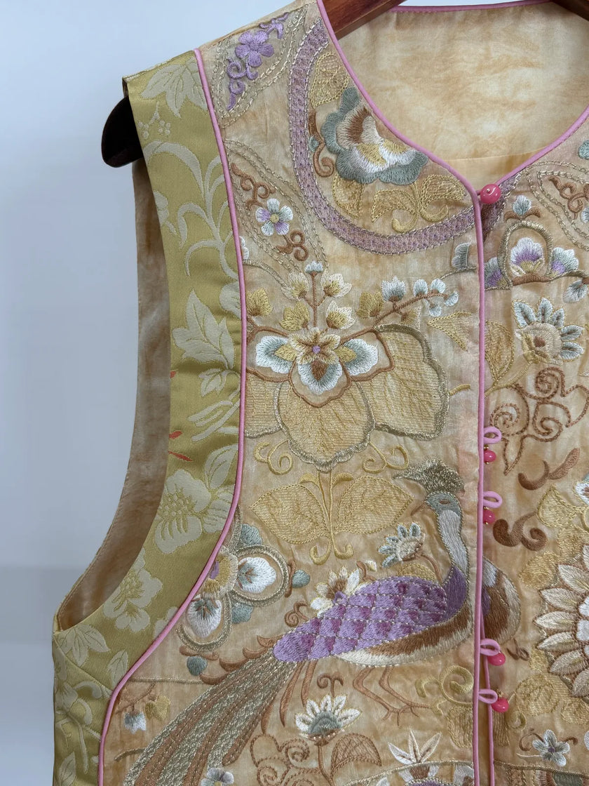 Beige Peacock Embroidery Mulberry Silk Vest with Song Brocade Patchwork-Luxe Orienta Luxury Fashion - Luxe Orienta CO., LIMITED