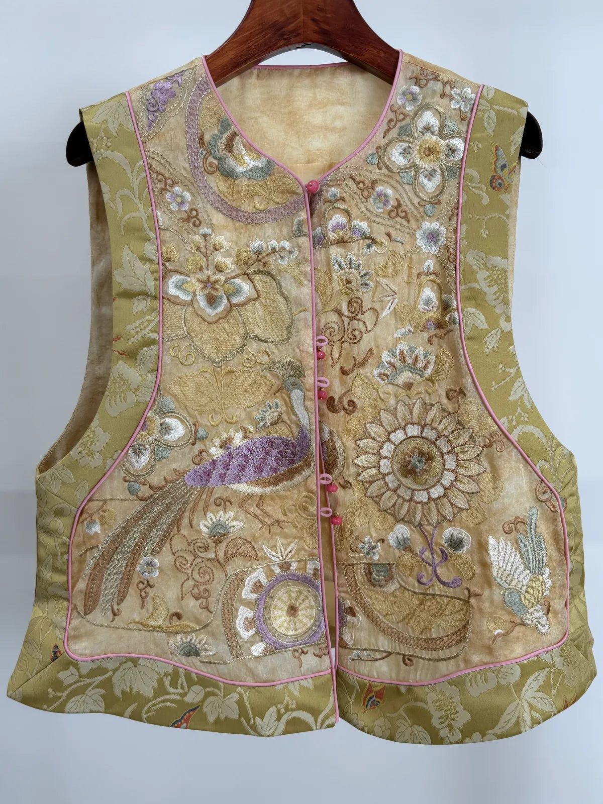 Beige Peacock Embroidery Mulberry Silk Vest with Song Brocade Patchwork-Luxe Orienta Luxury Fashion - Luxe Orienta CO., LIMITED