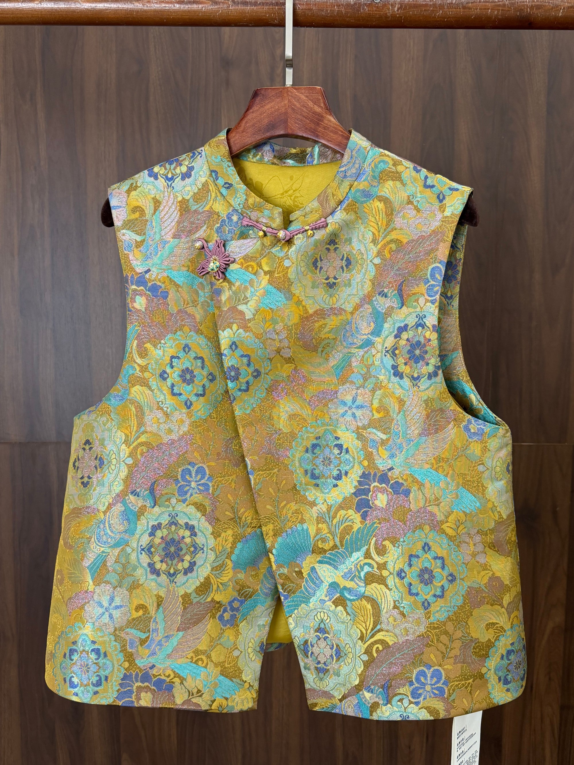 golden mulberry silk jacquard chinese vest with baoxiang flower motif