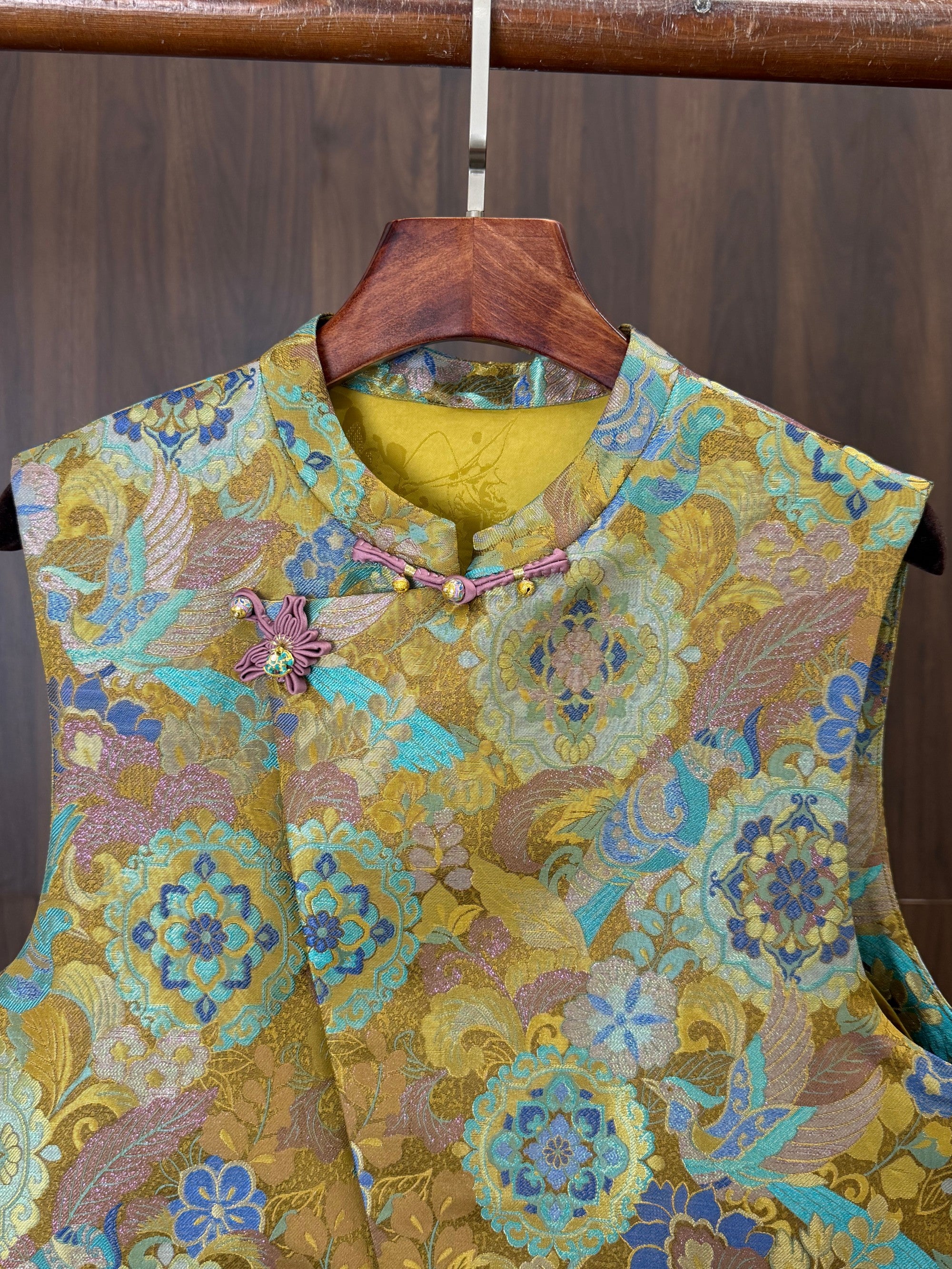 traditional chinese knot button closure silk vest detail