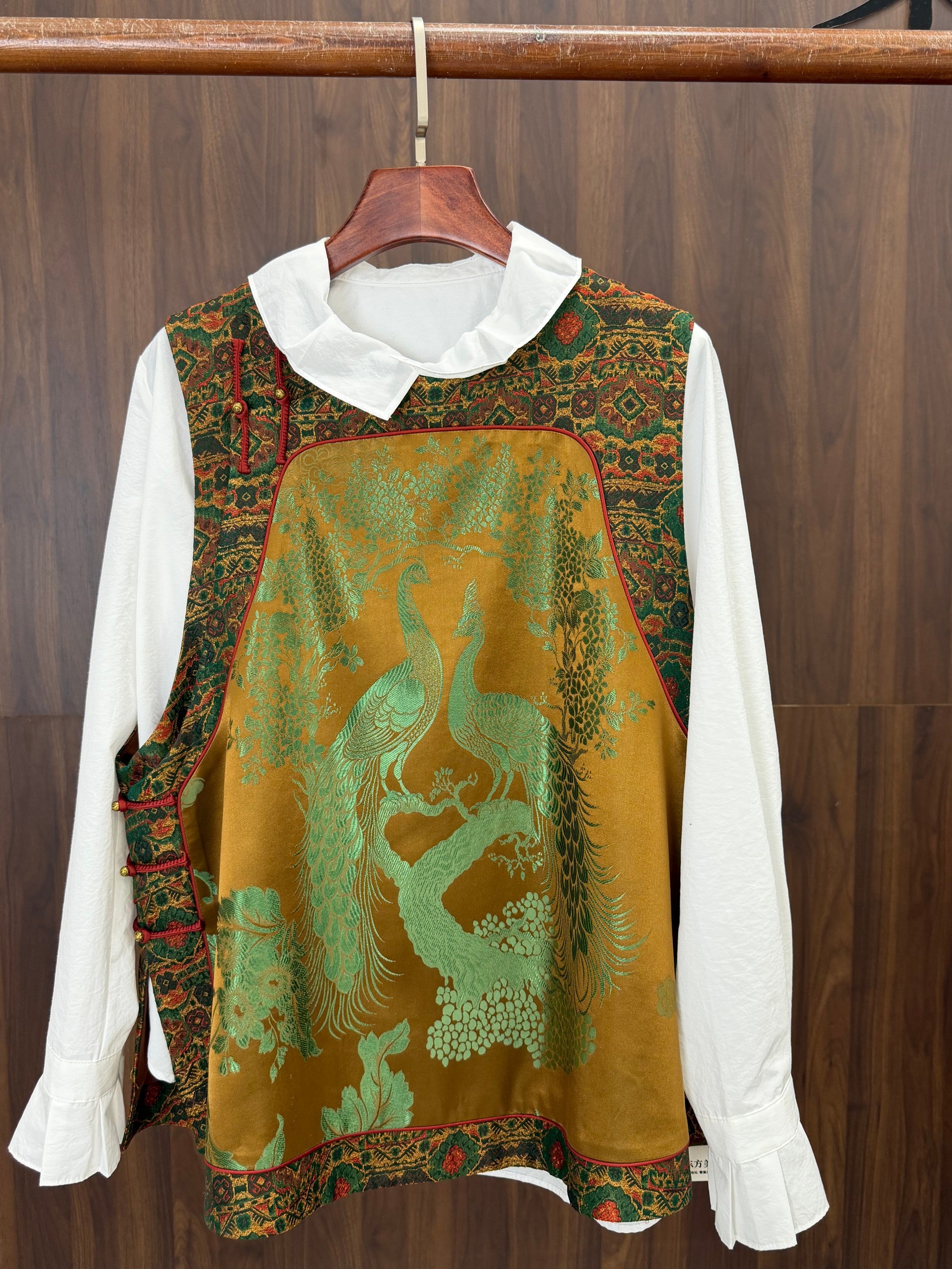 Peacock & Floral Embroidered Xiangyunsha Silk Vest | Modern Chinese Jacquard Waistcoat - Luxe Orienta CO., LIMITED