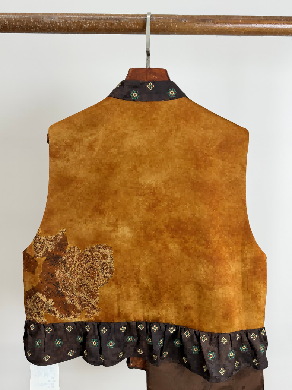 Xiangyunsha  Chinese Vest – Silk Blend Patchwork Oriental Waistcoat 