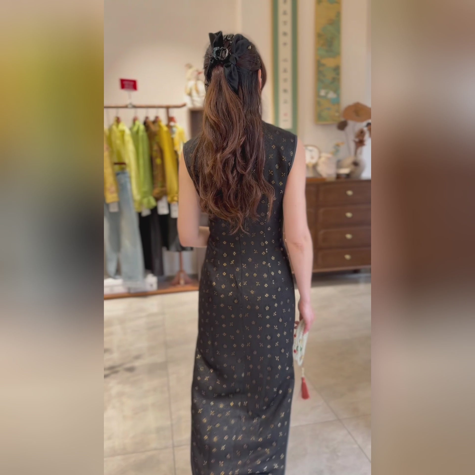Black Gold Jacquard Sleeveless Qipao Dress-Luxe Orienta