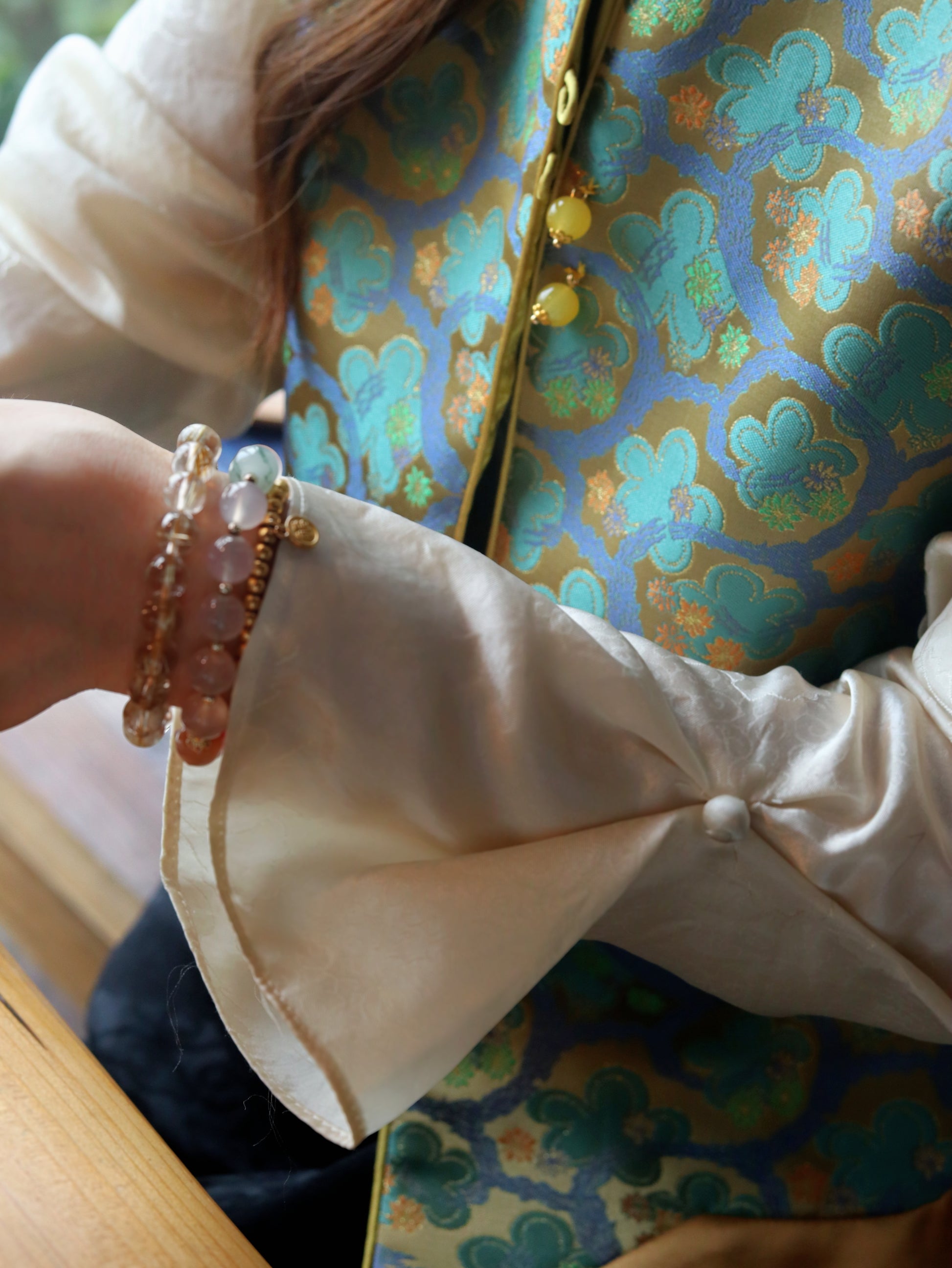 Green Mulberry Silk Shu Brocade Reversible Vest | Luxe Orienta - Luxe Orienta CO., LIMITED